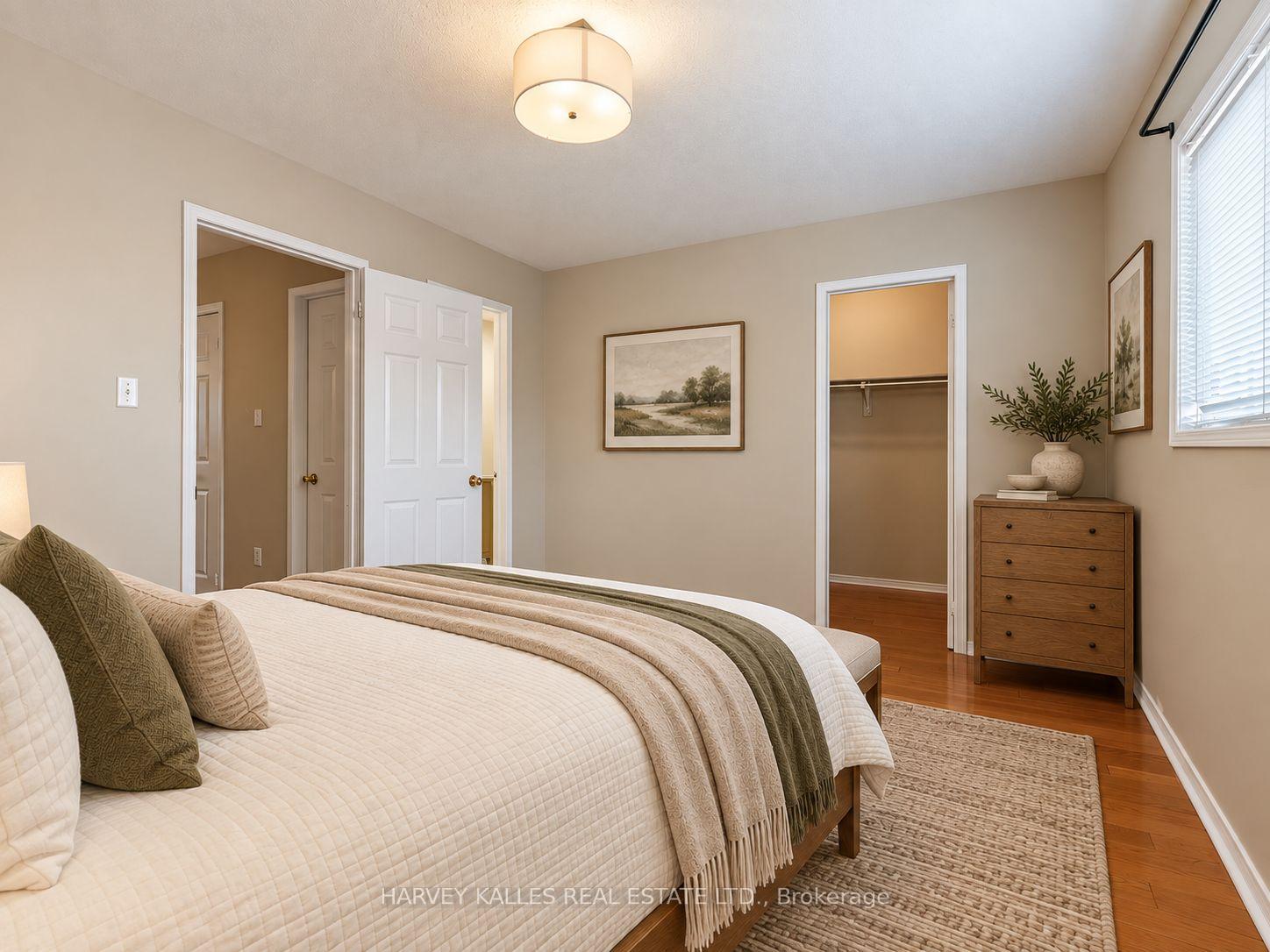 Photo 26 of 40 Blackthorn Drive, Vaughan, Maple — HOMEH