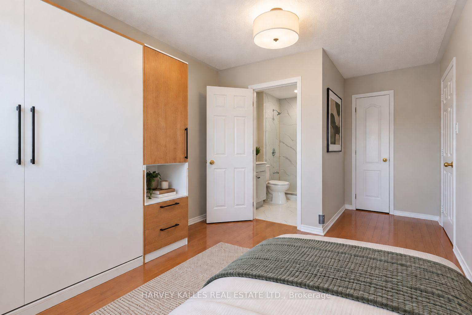Photo 31 of 40 Blackthorn Drive, Vaughan, Maple — HOMEH