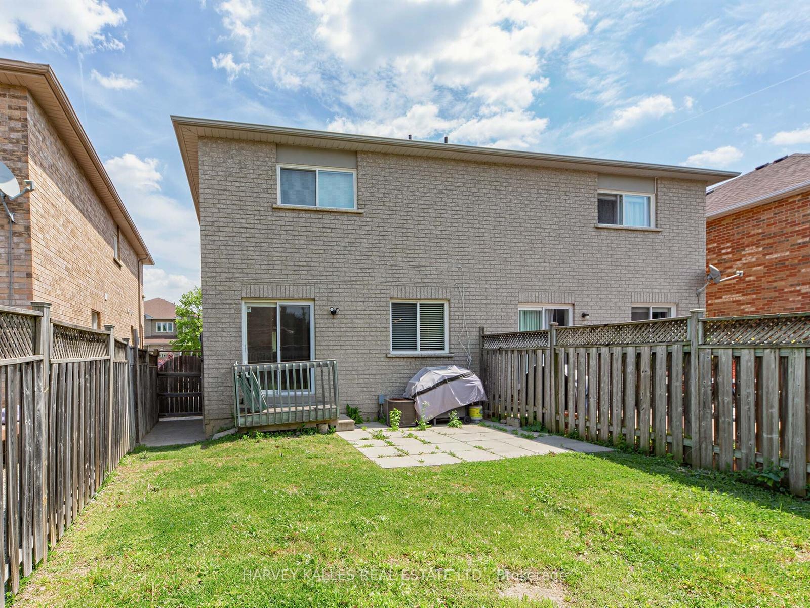 Photo 44 of 40 Blackthorn Drive, Vaughan, Maple — HOMEH