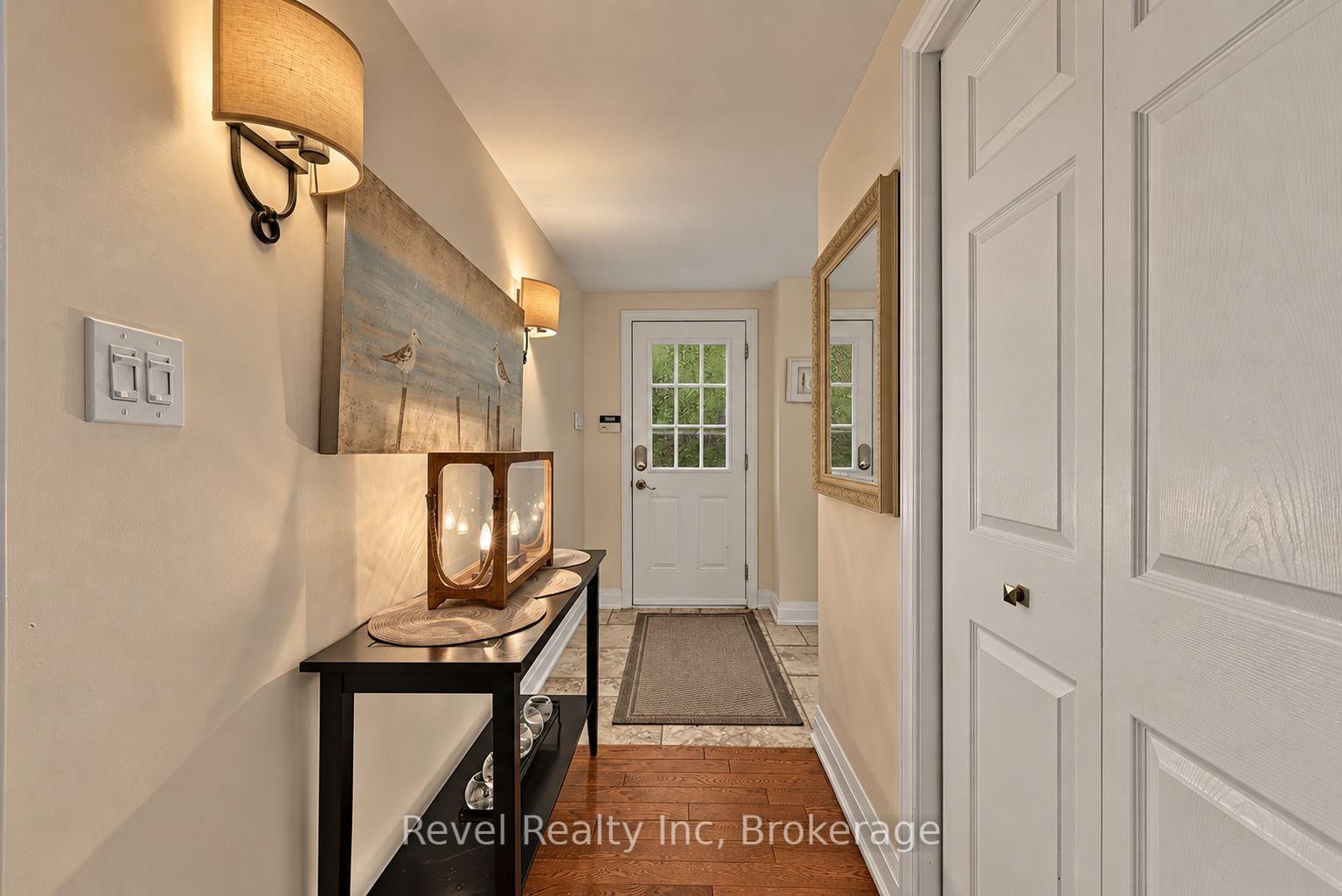 Photo 5 of 33 Greenwood Drive, Tiny, Rural Tiny — HOMEH