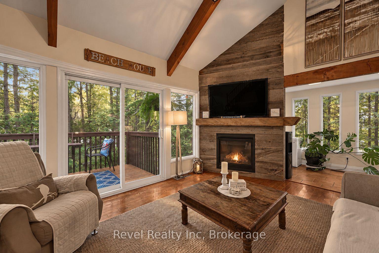Photo 6 of 33 Greenwood Drive, Tiny, Rural Tiny — HOMEH