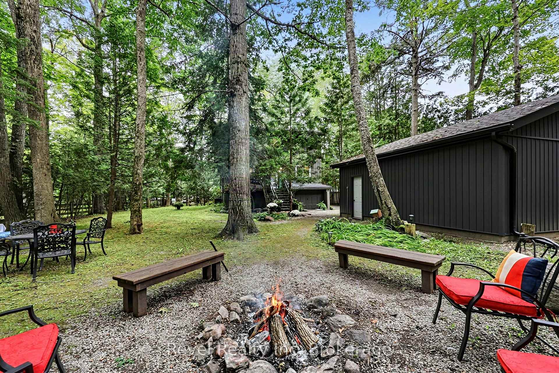 Photo 33 of 33 Greenwood Drive, Tiny, Rural Tiny — HOMEH