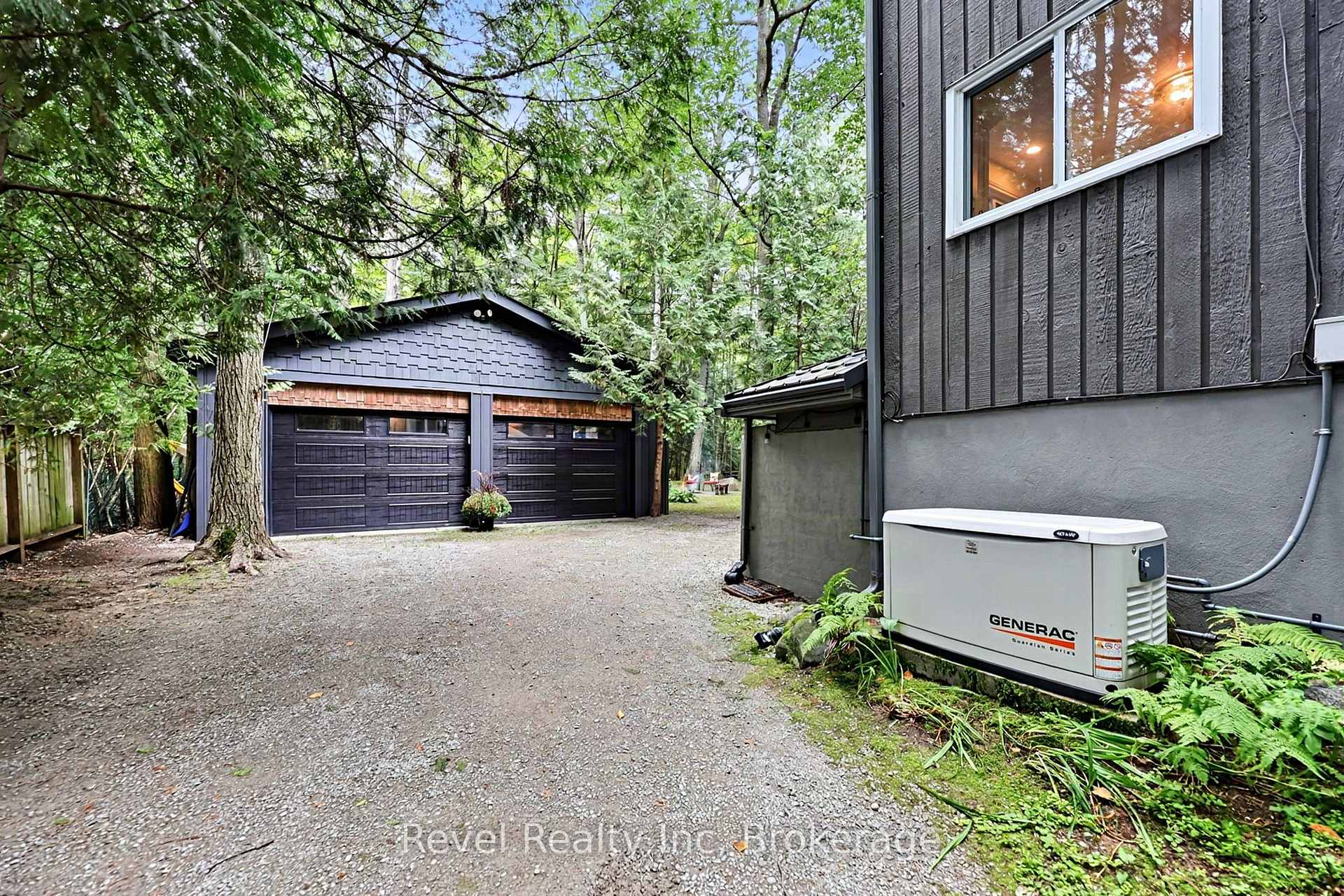 Photo 40 of 33 Greenwood Drive, Tiny, Rural Tiny — HOMEH