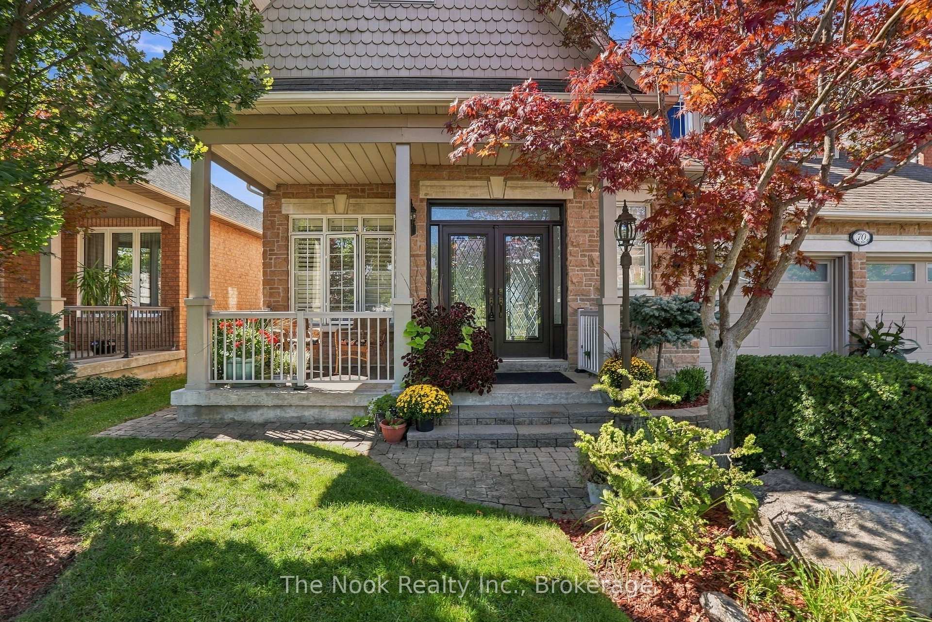 Photo 3 of 70 James Rowe Drive, Whitby, Williamsburg — HOMEH