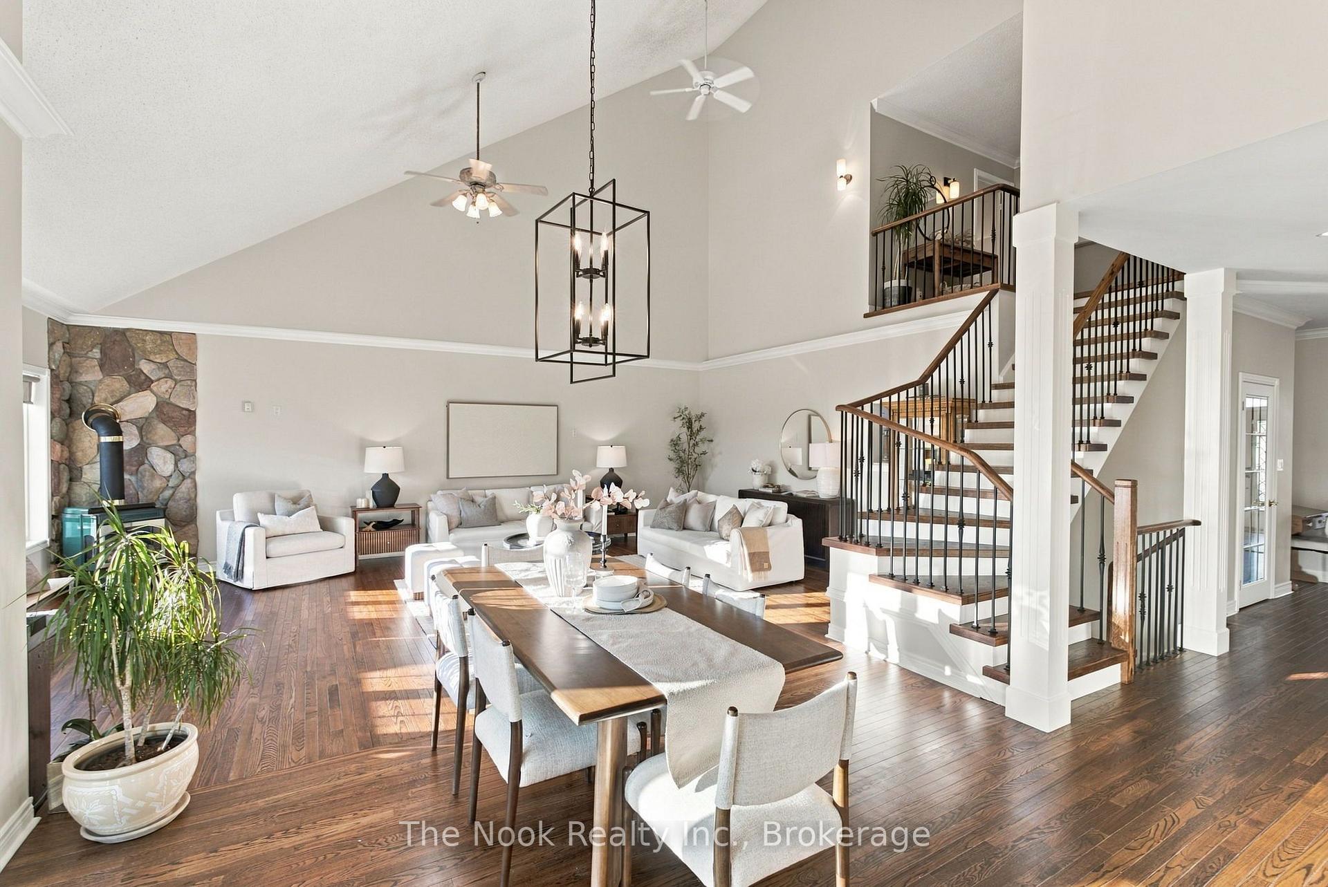 Photo 13 of 70 James Rowe Drive, Whitby, Williamsburg — HOMEH