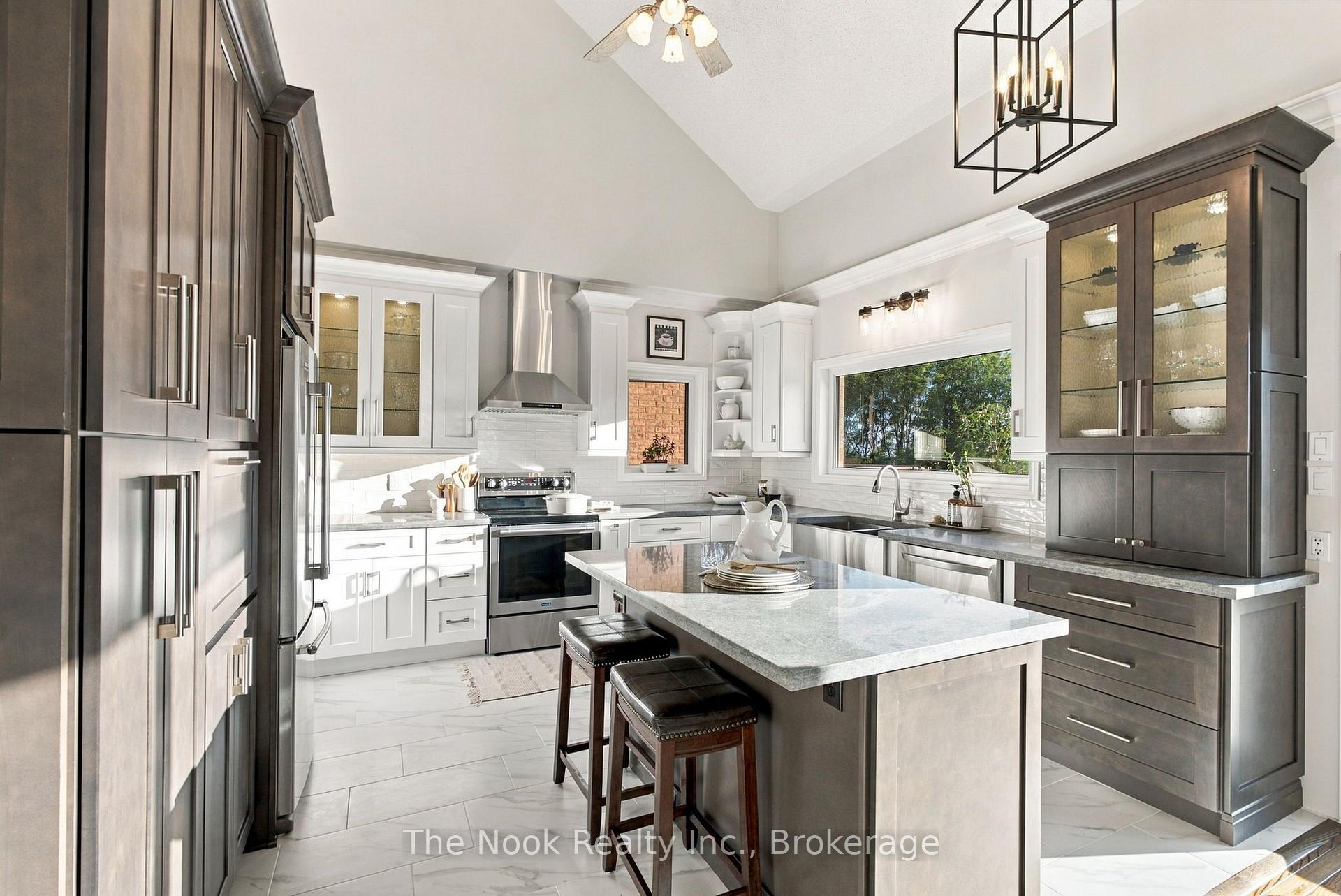 Photo 21 of 70 James Rowe Drive, Whitby, Williamsburg — HOMEH