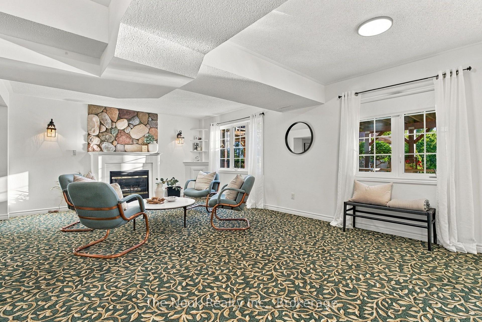 Photo 42 of 70 James Rowe Drive, Whitby, Williamsburg — HOMEH