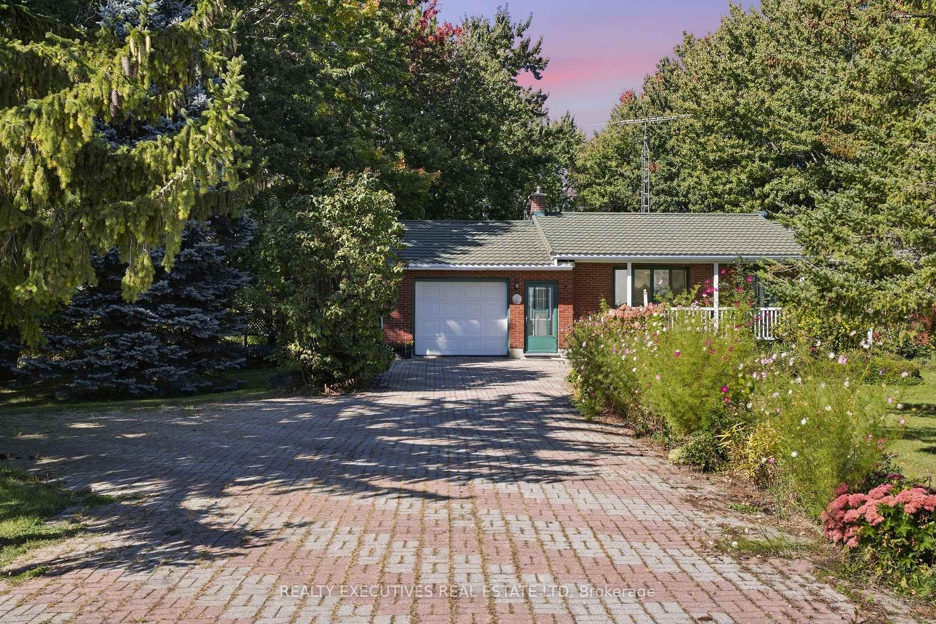 Photo of 12525 Nesbitt Road