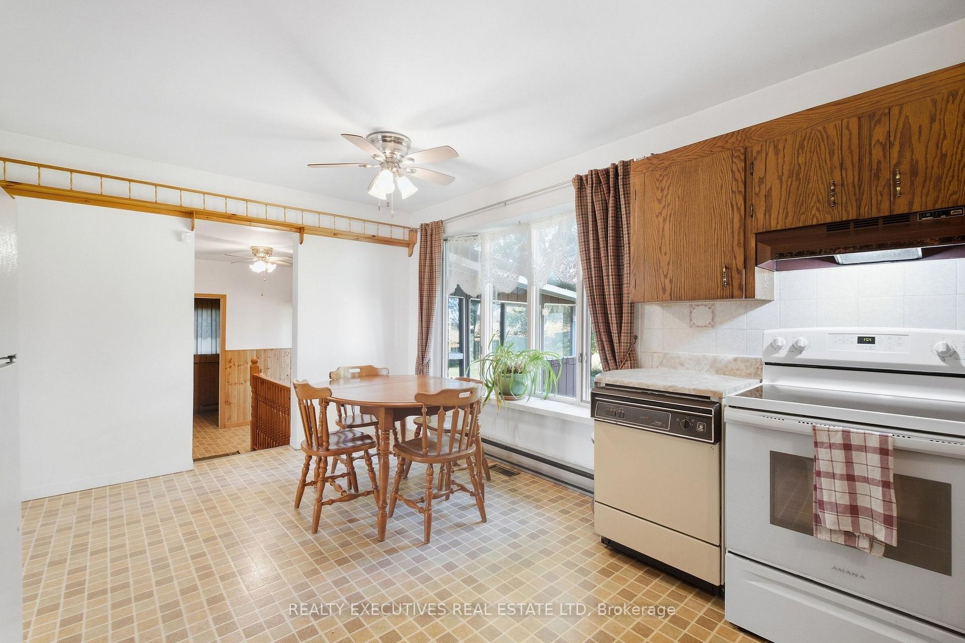 Photo 10 of 12525 Nesbitt Road, North Dundas, Winchester — HOMEH