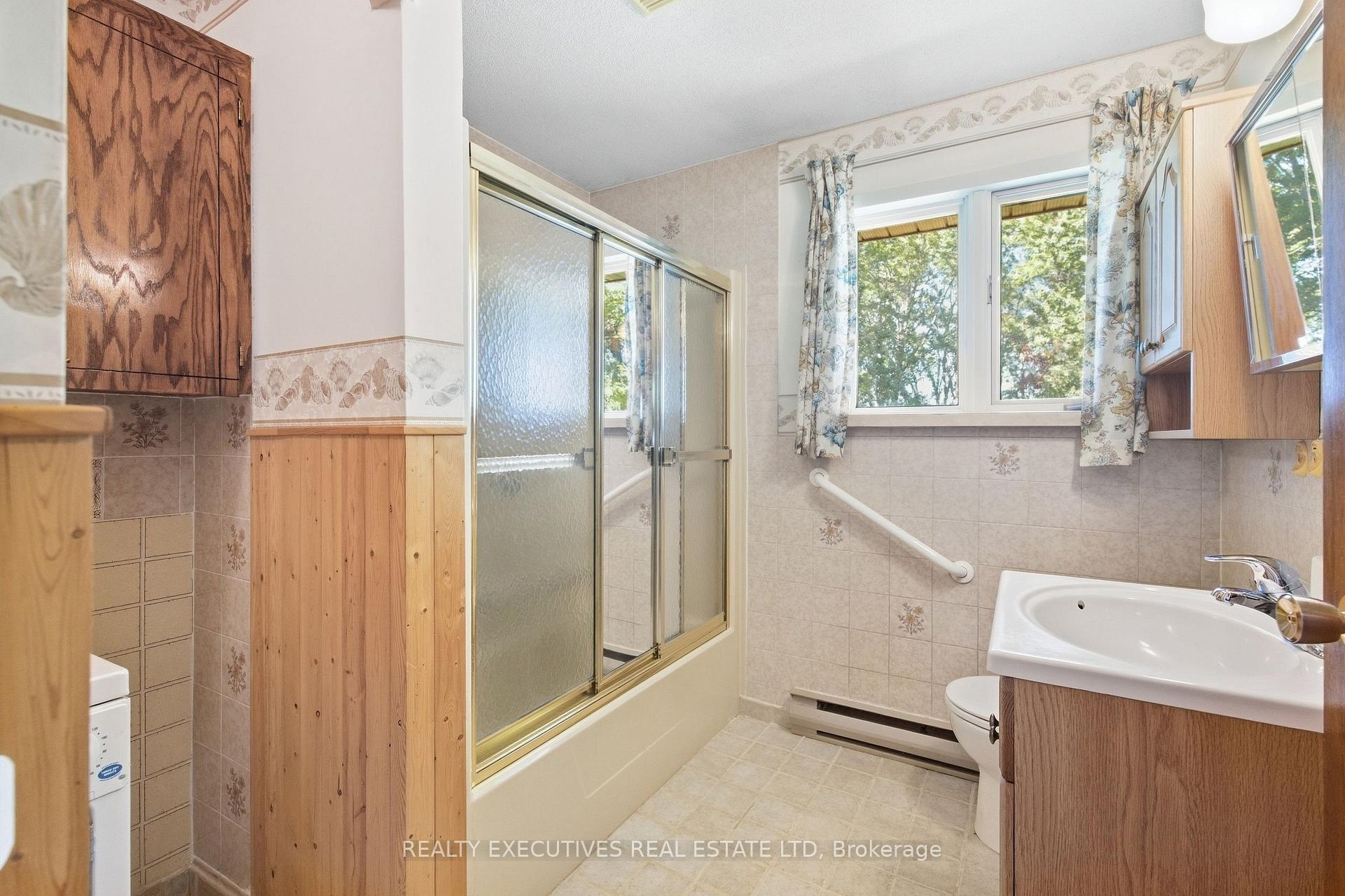 Photo 17 of 12525 Nesbitt Road, North Dundas, Winchester — HOMEH