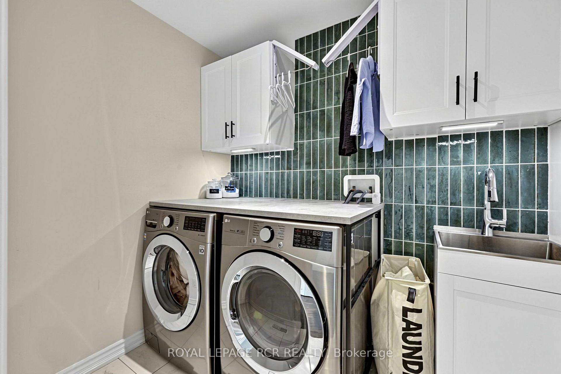 Photo 34 of 52 Hackett Street, East Gwillimbury, Sharon — HOMEH