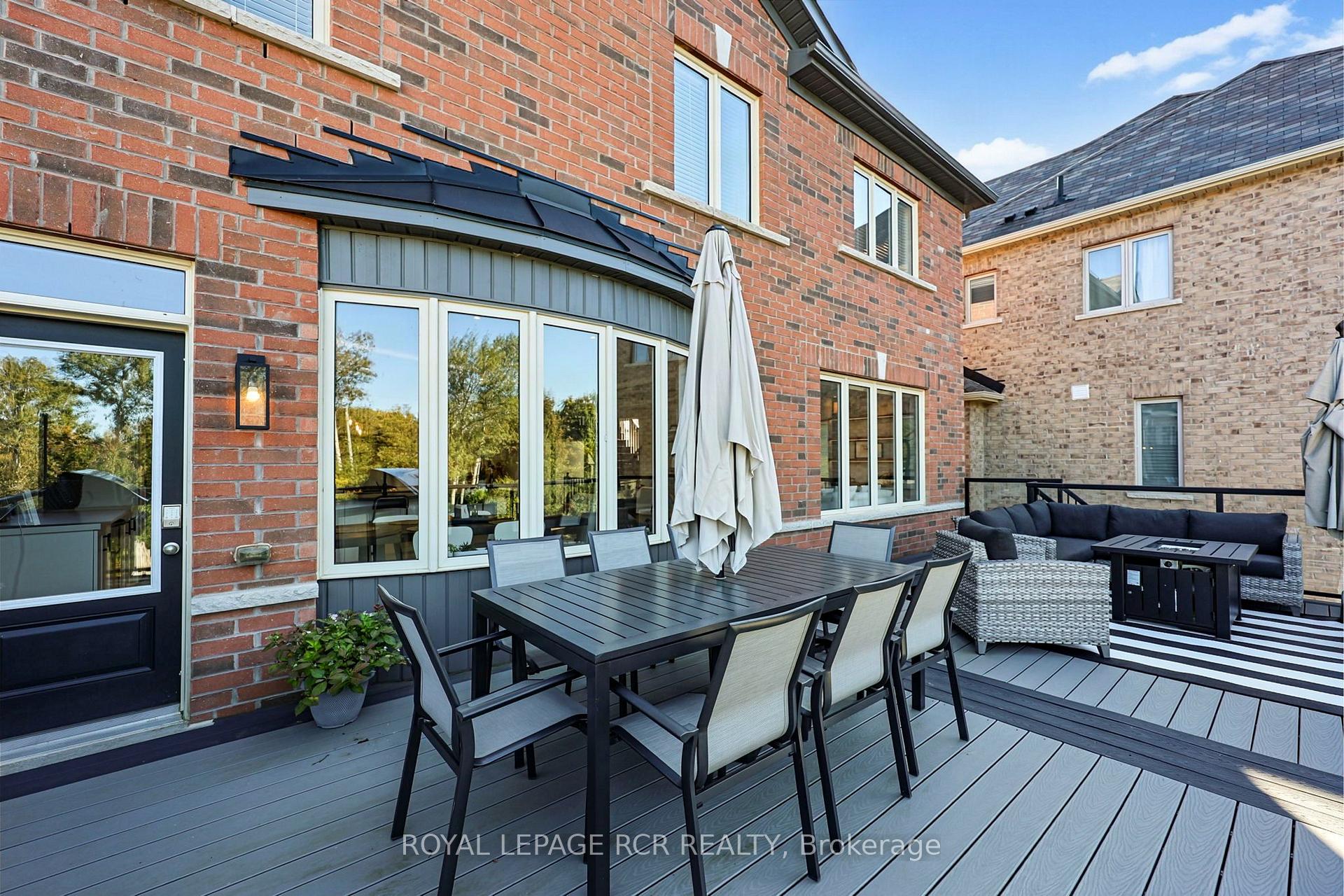 Photo 44 of 52 Hackett Street, East Gwillimbury, Sharon — HOMEH