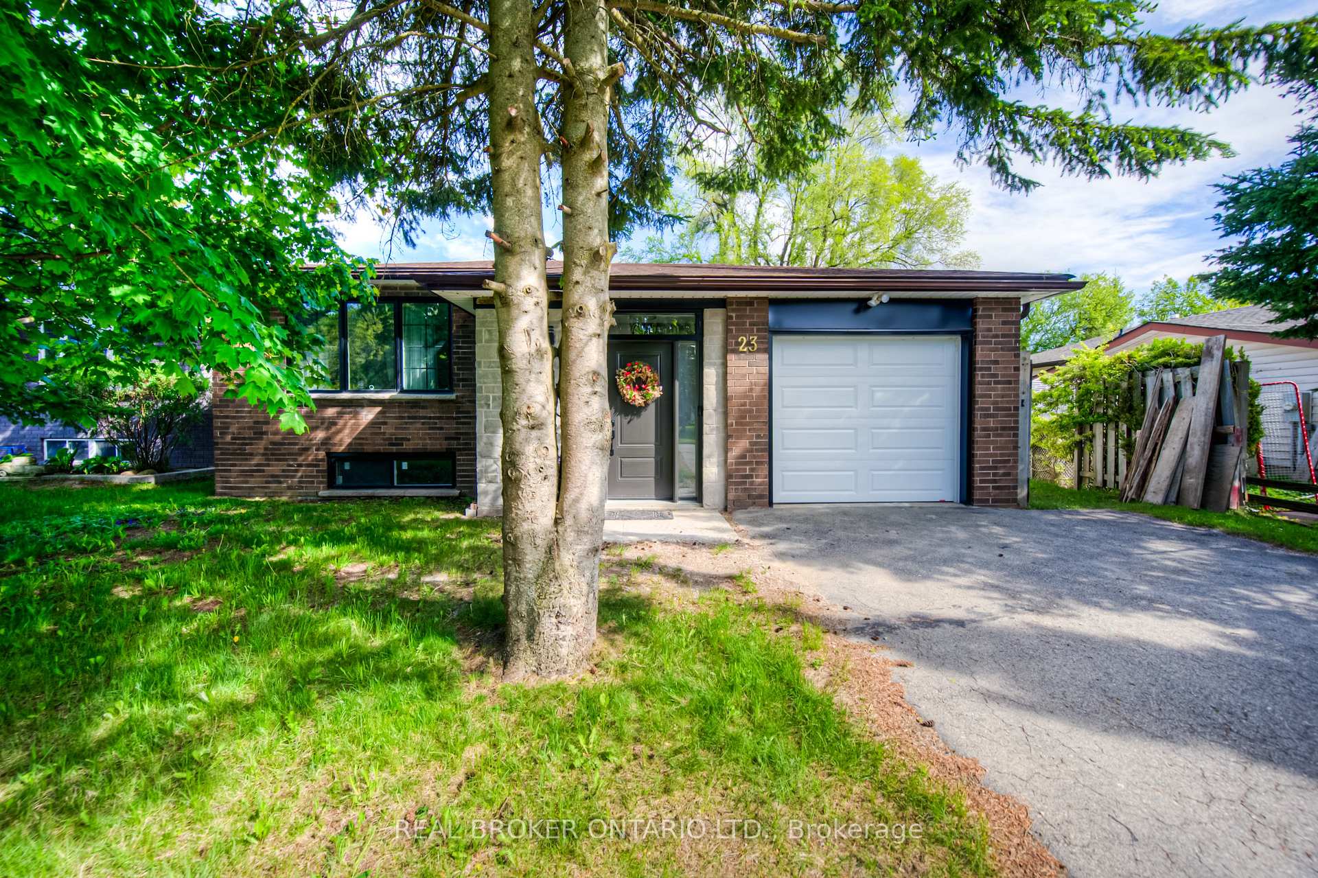 Photo 4 of 23 Carberry Road, Erin — HOMEH