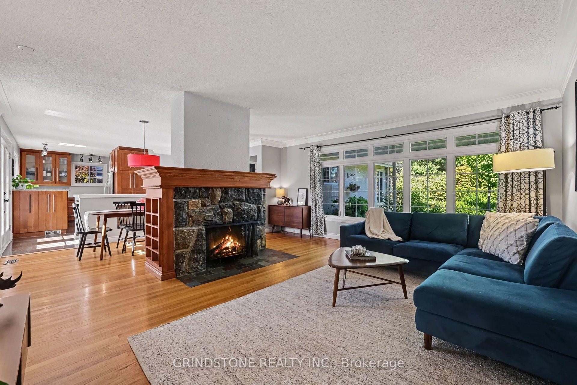 Photo 6 of 22 Bowmoor Avenue, Ottawa, Borden Farm/Stewart Farm/Carleton Heights/Parkwood Hills — HOMEH
