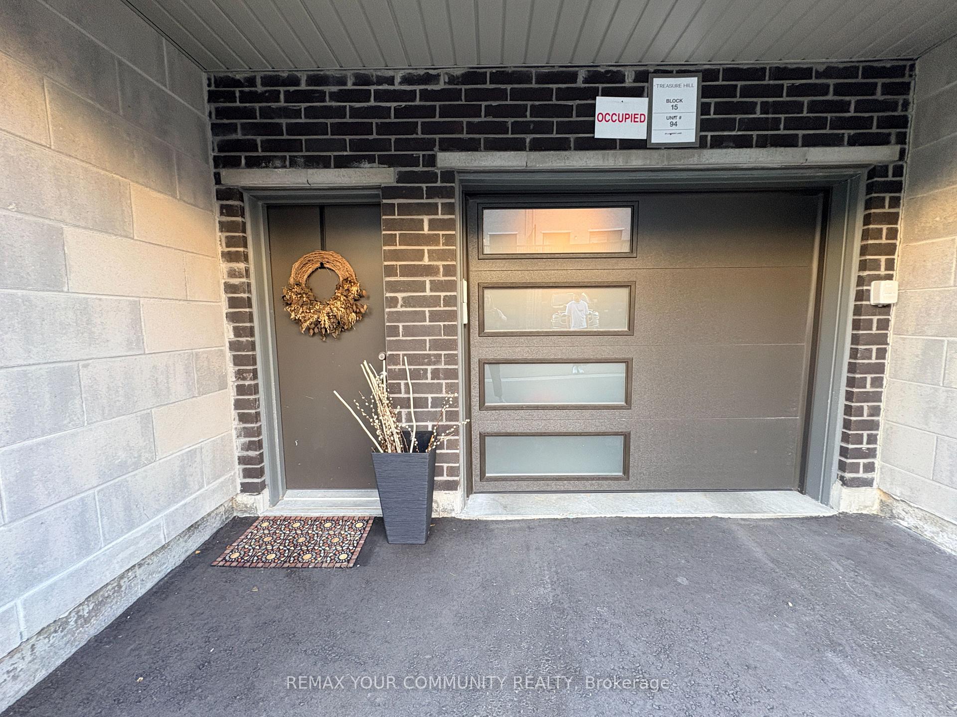 Photo 3 of 22 Lambert Lane, Caledon, Bolton East — HOMEH