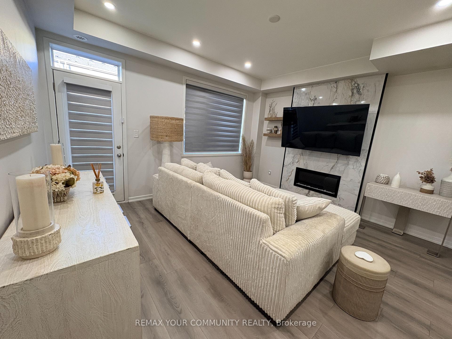 Photo 12 of 22 Lambert Lane, Caledon, Bolton East — HOMEH