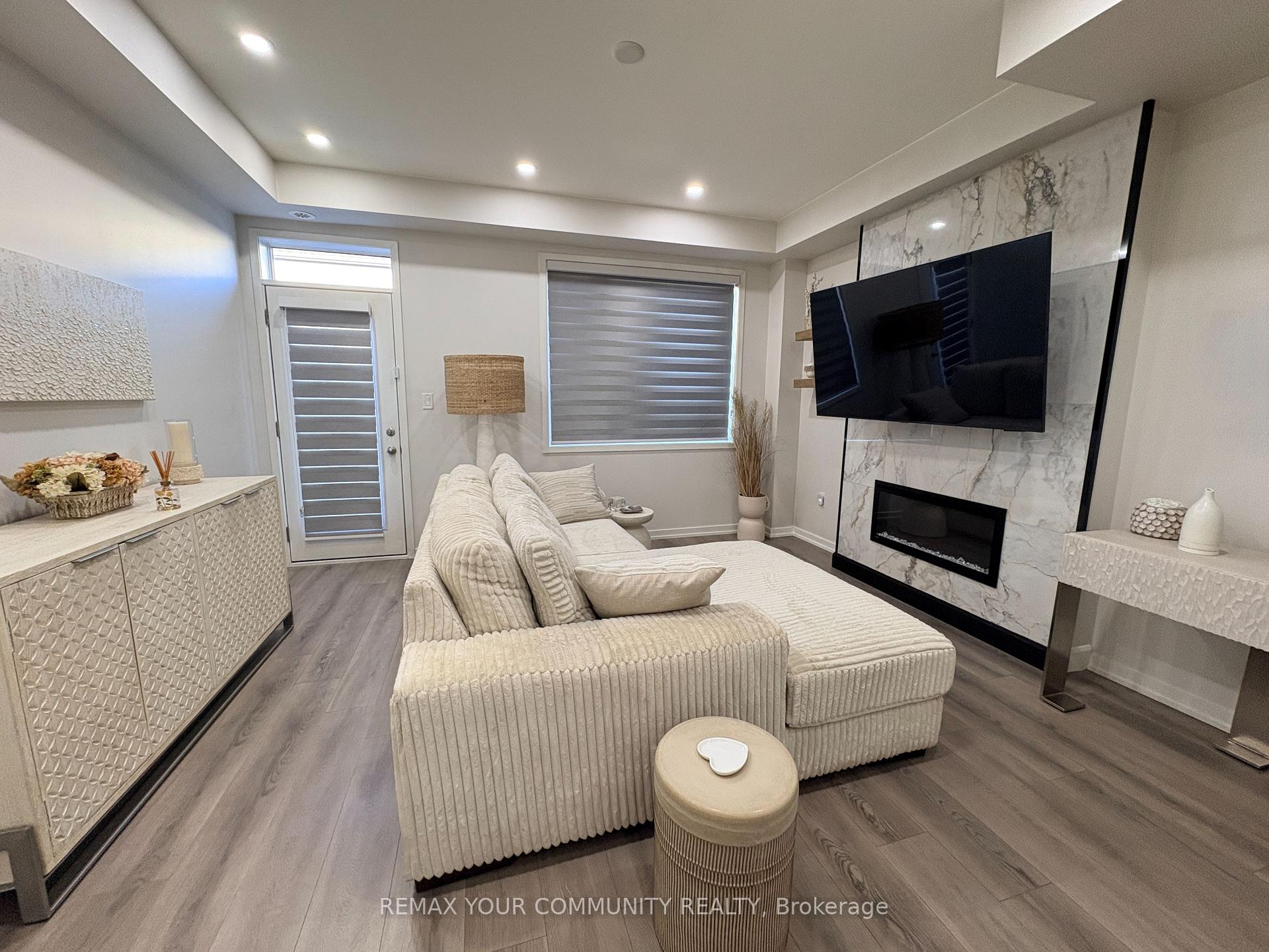 Photo 13 of 22 Lambert Lane, Caledon, Bolton East — HOMEH