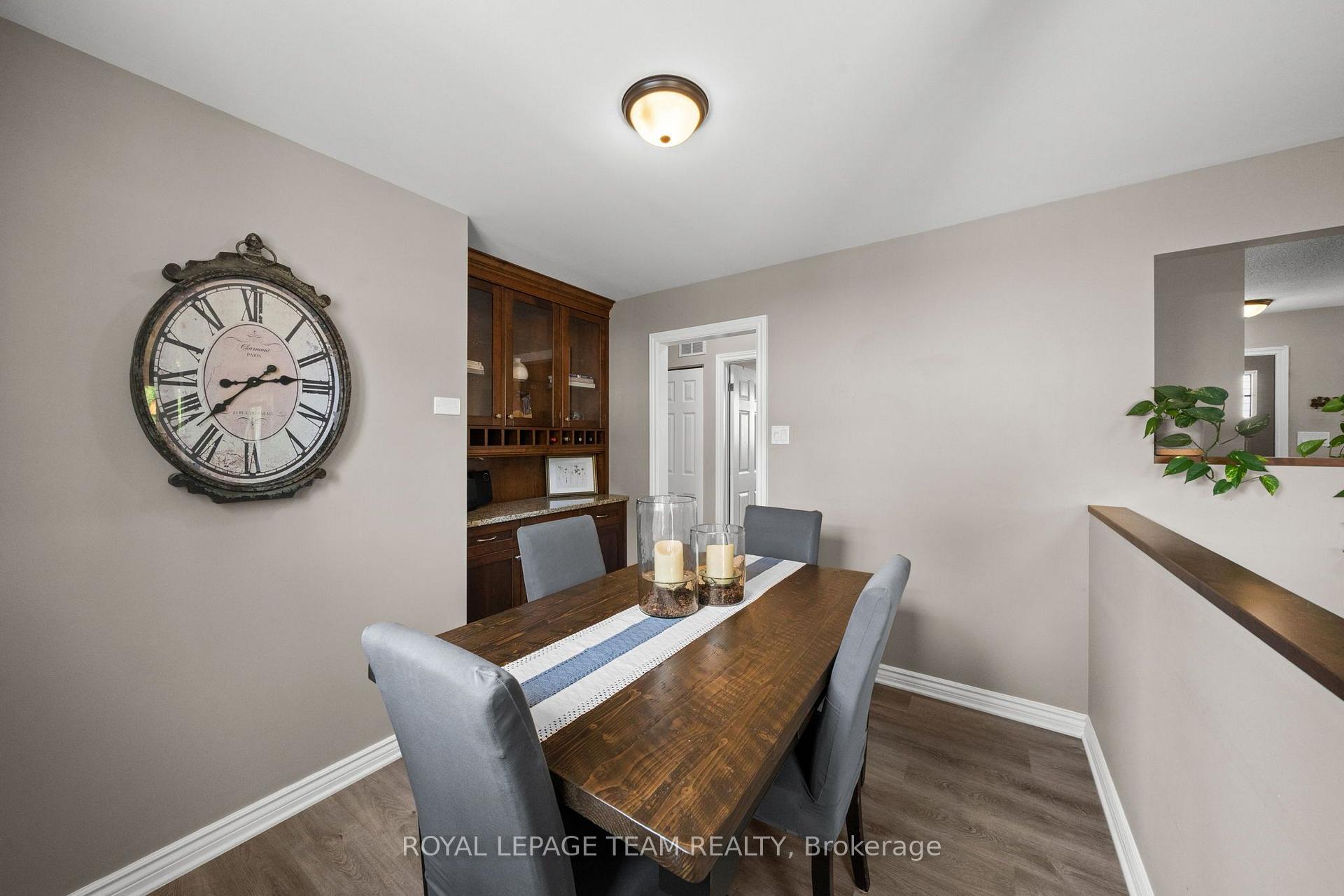 Photo 16 of 27 Ballantrae Way, Ottawa, Kanata - Glencairn/Hazeldean — HOMEH