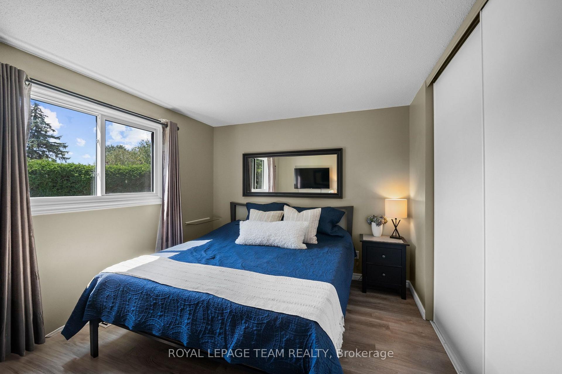 Photo 19 of 27 Ballantrae Way, Ottawa, Kanata - Glencairn/Hazeldean — HOMEH