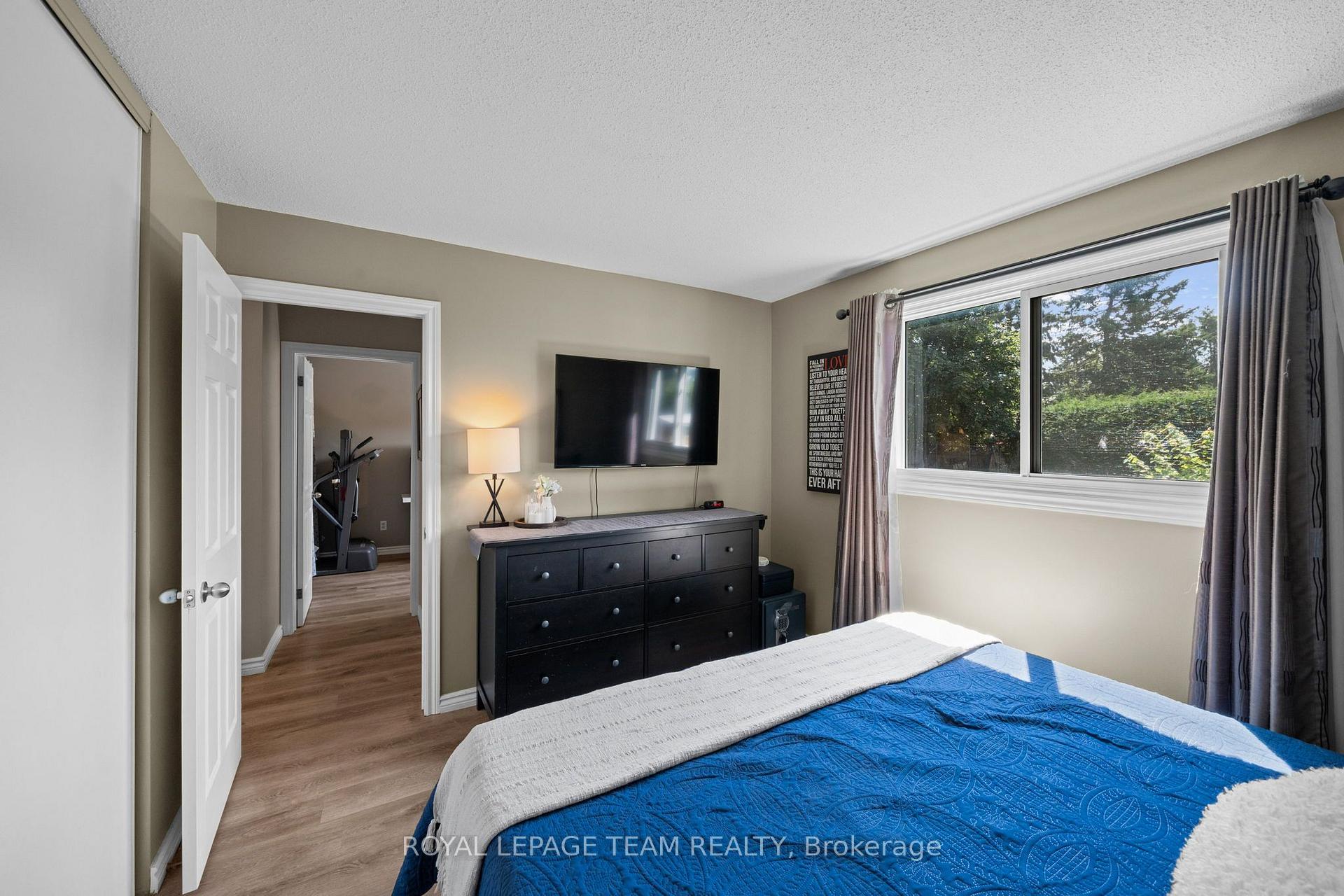 Photo 20 of 27 Ballantrae Way, Ottawa, Kanata - Glencairn/Hazeldean — HOMEH
