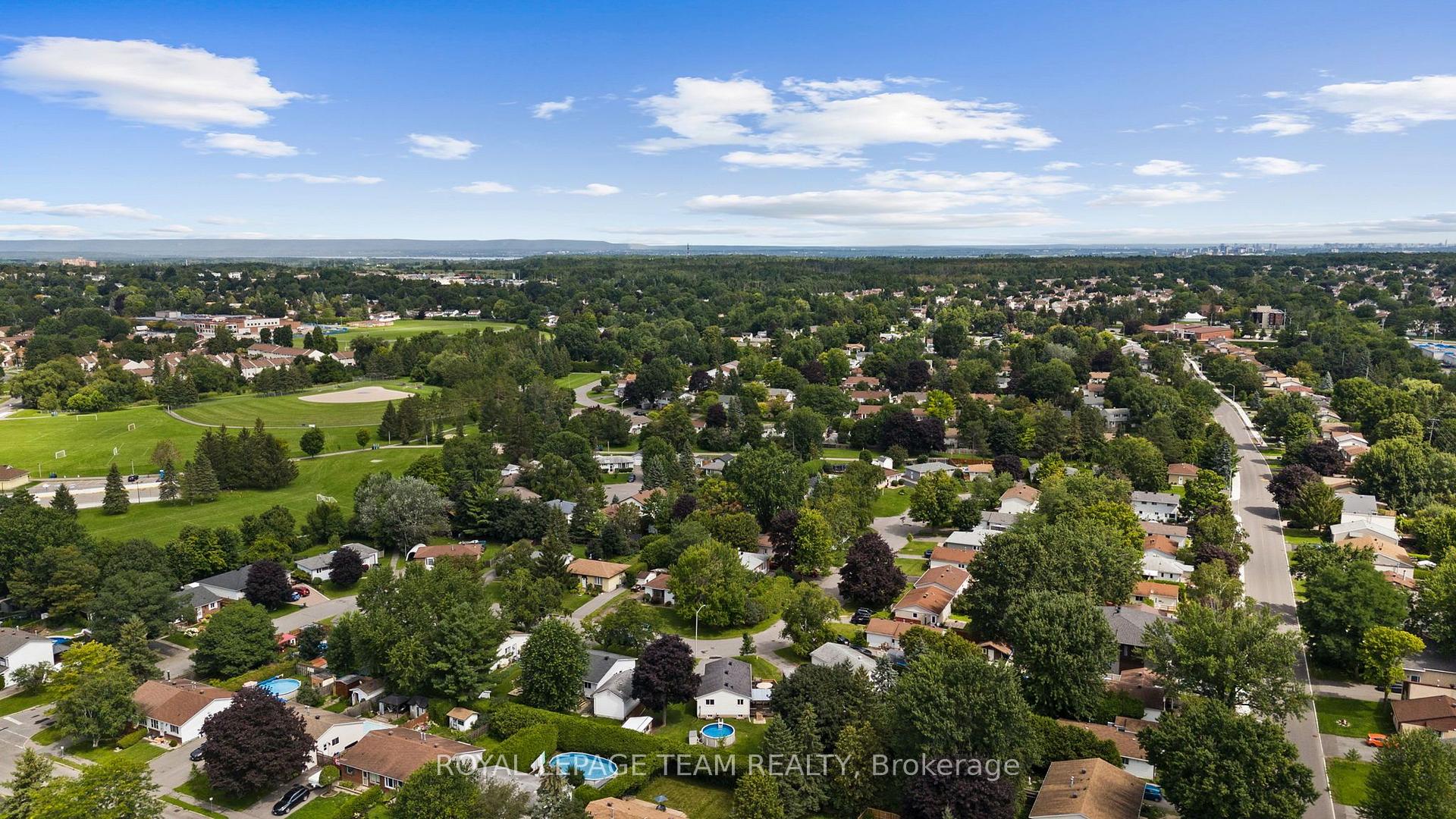 Photo 46 of 27 Ballantrae Way, Ottawa, Kanata - Glencairn/Hazeldean — HOMEH