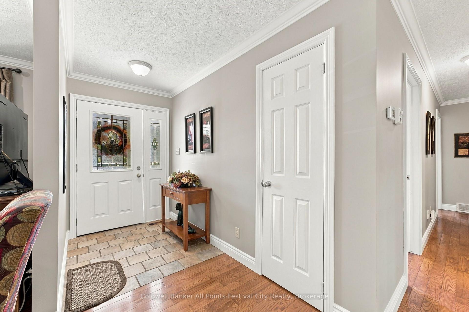 Photo 4 of 130 Brimicombe Crescent, Goderich, Goderich (Town) — HOMEH