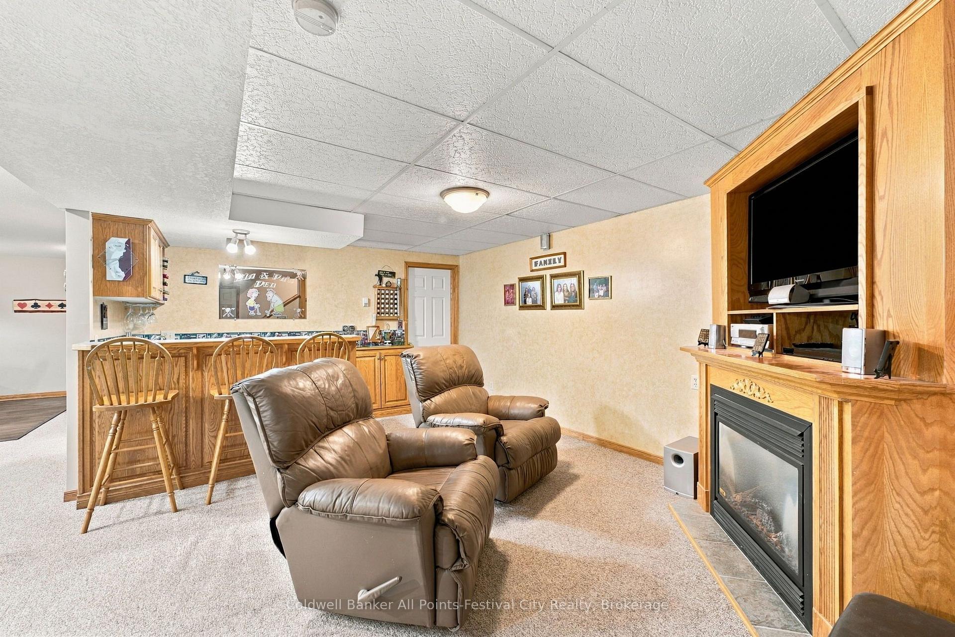 Photo 26 of 130 Brimicombe Crescent, Goderich, Goderich (Town) — HOMEH