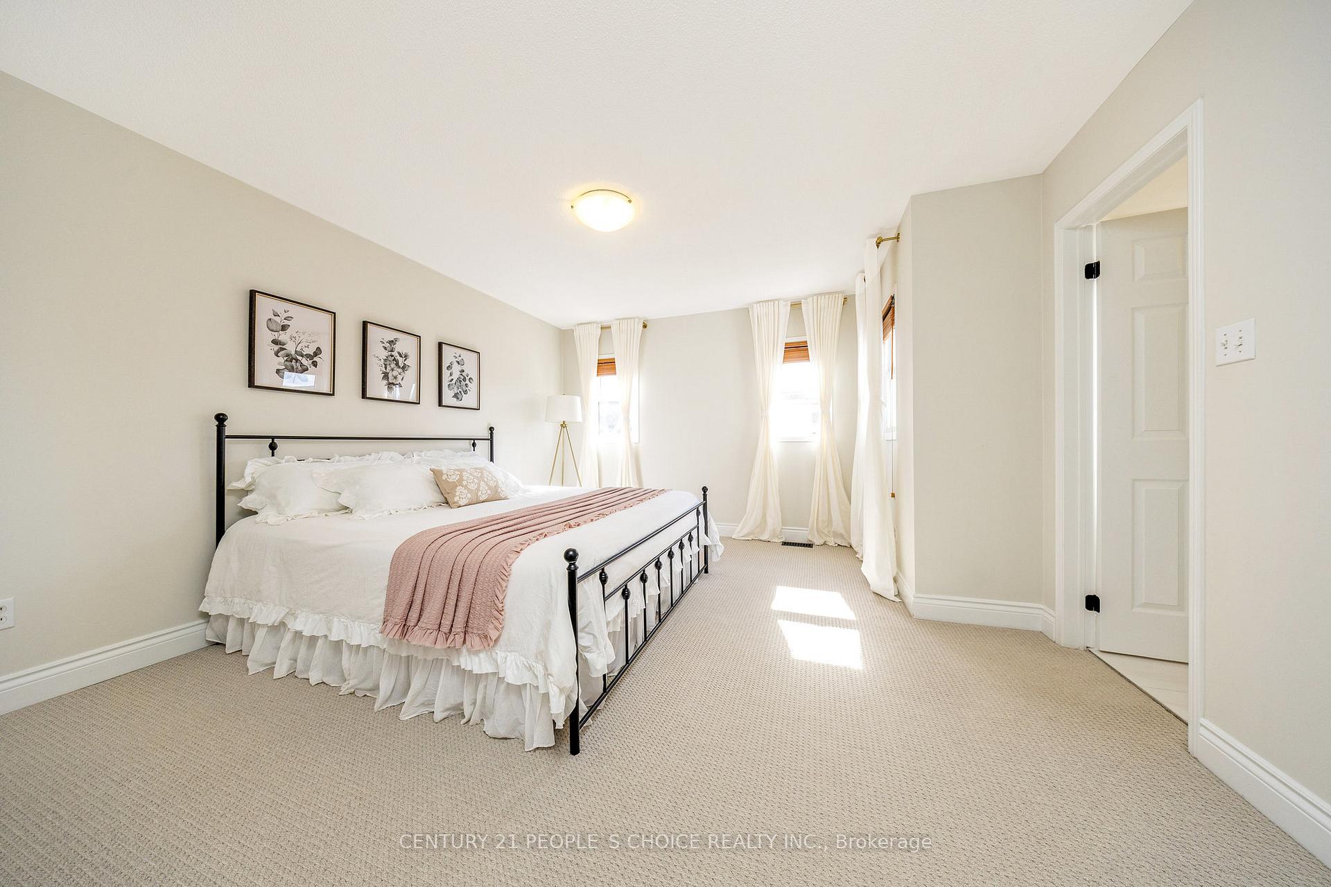 Photo 23 of 170 Roxton Road, Oakville, River Oaks — HOMEH