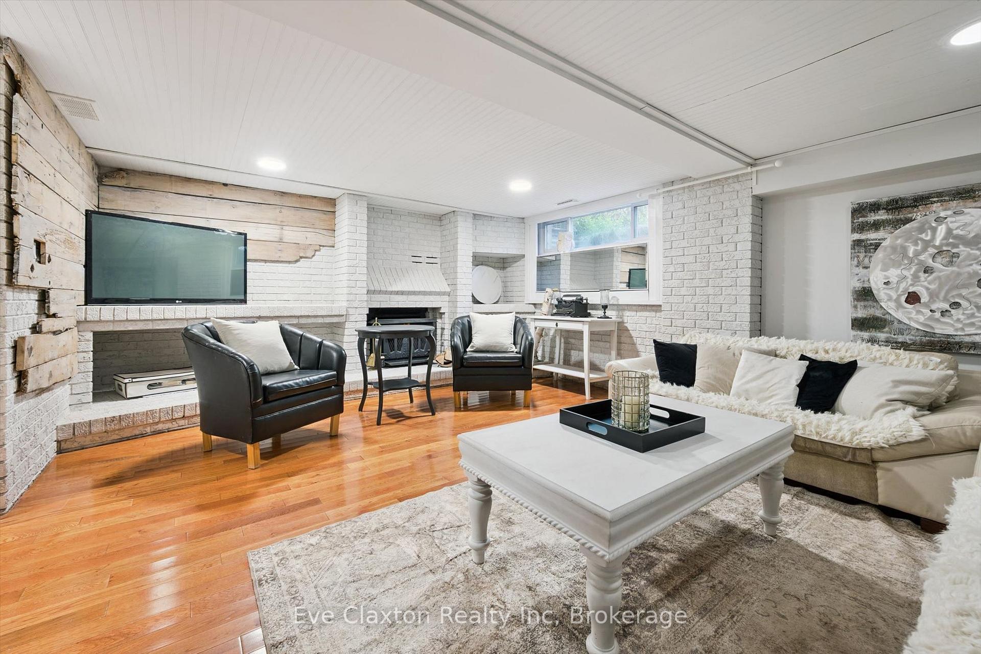 Photo 25 of 6 Renfrew Place, Guelph, Kortright West — HOMEH