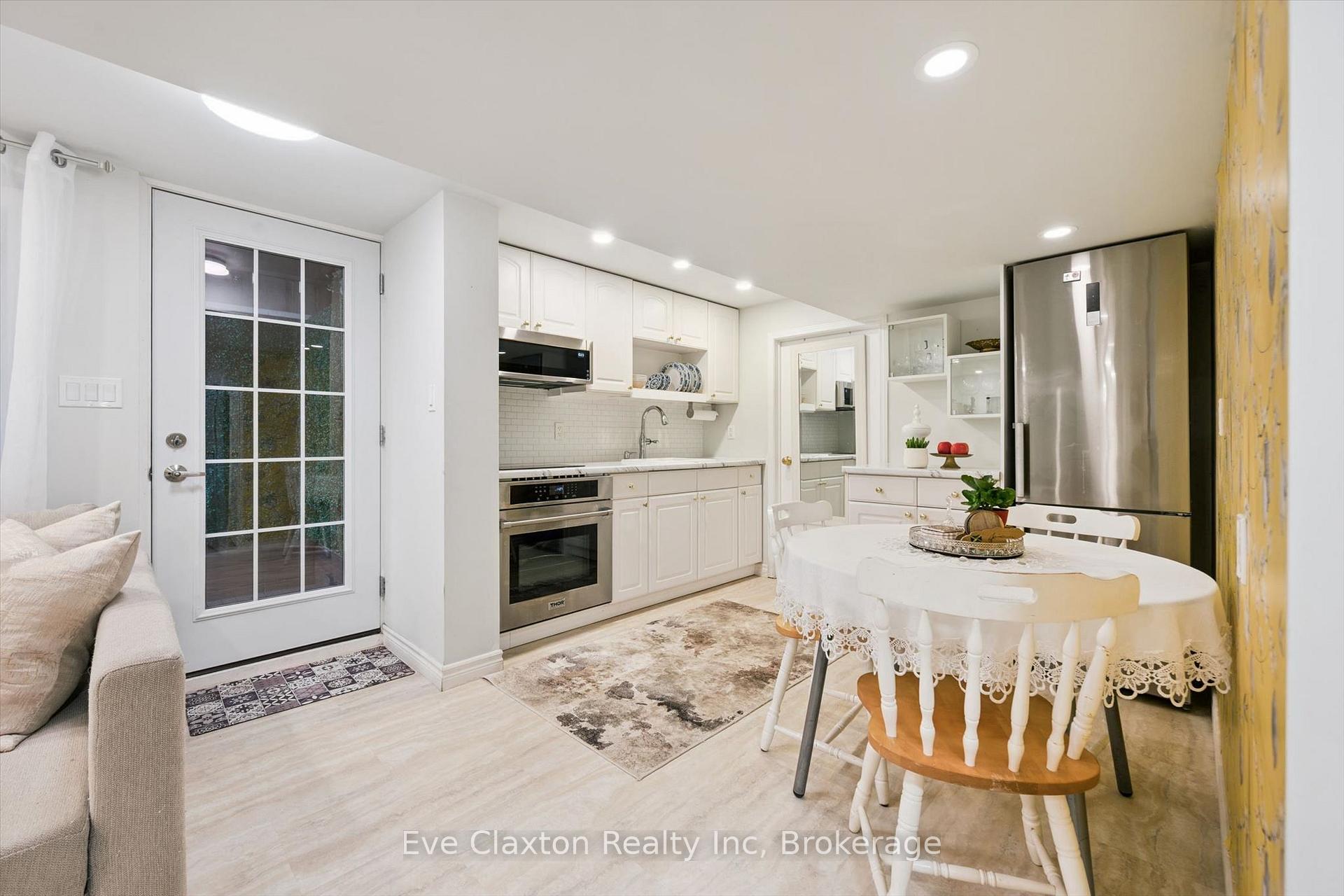 Photo 26 of 6 Renfrew Place, Guelph, Kortright West — HOMEH