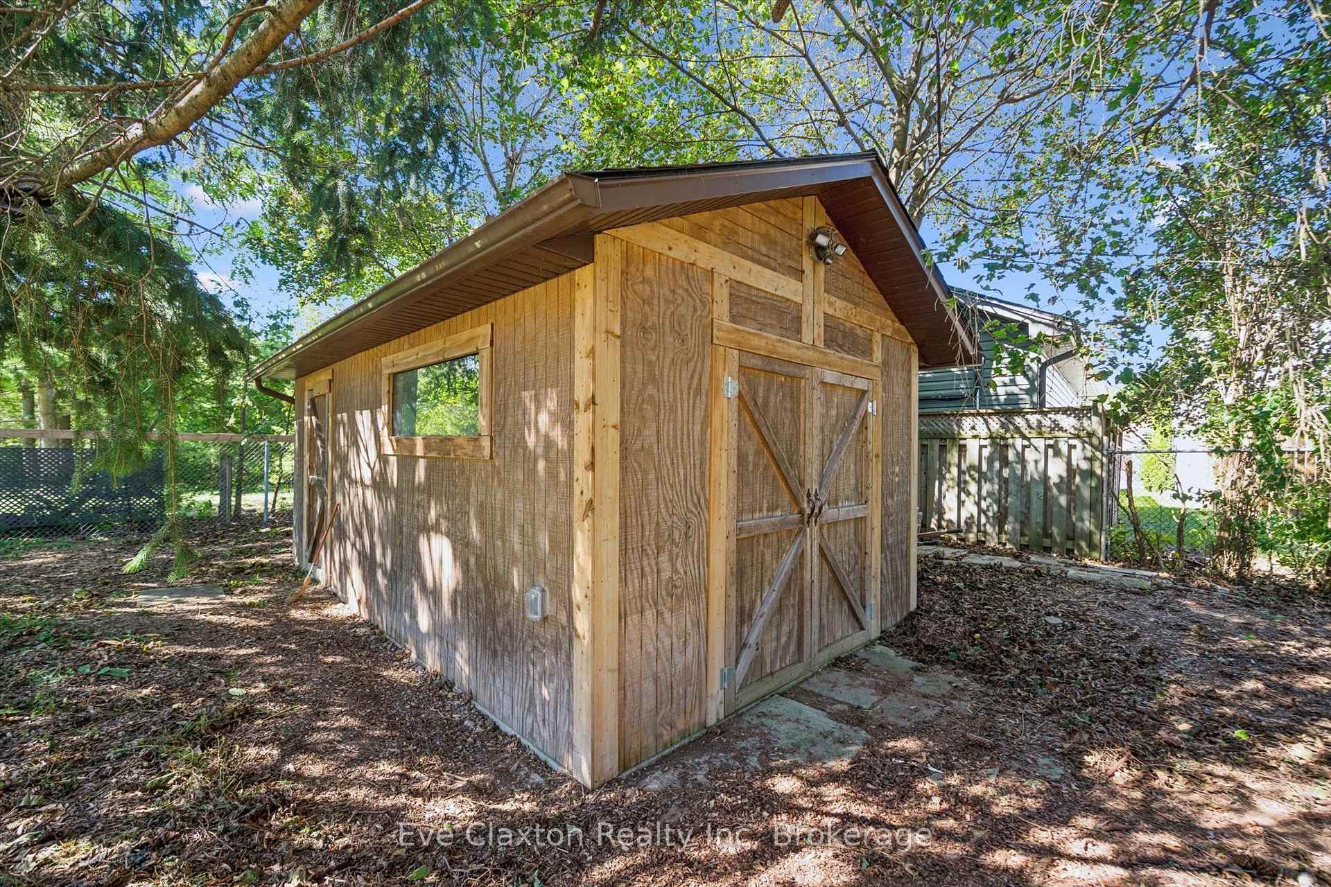 Photo 37 of 6 Renfrew Place, Guelph, Kortright West — HOMEH