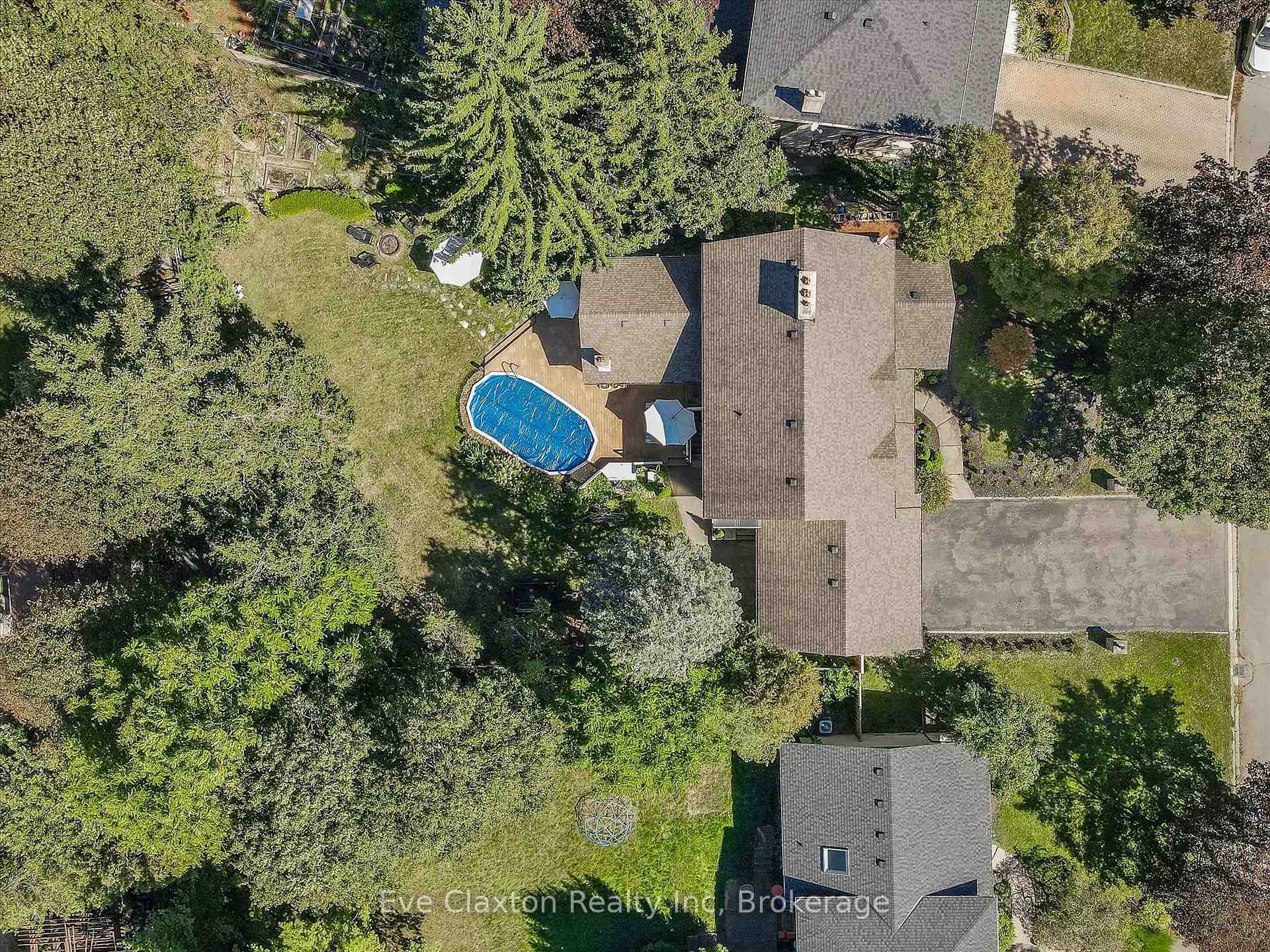 Photo 38 of 6 Renfrew Place, Guelph, Kortright West — HOMEH