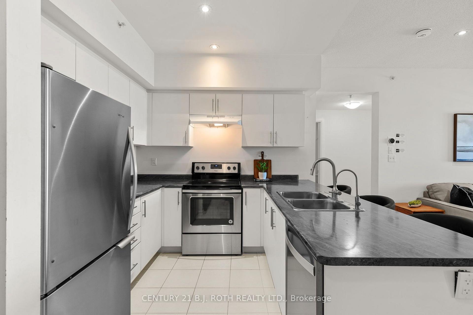 Photo 7 of Unit 505, 299 Cundles Road E, Barrie, 400 North — HOMEH
