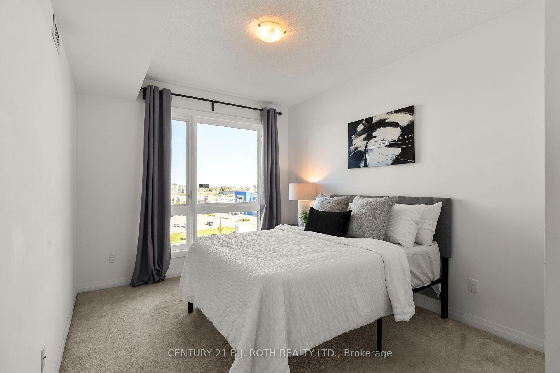 Photo 18 of Unit 505, 299 Cundles Road E, Barrie, 400 North — HOMEH