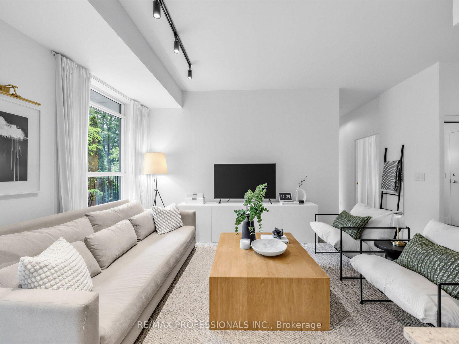 Photo 2 of Unit 402, 155 Legion Road N, Etobicoke, Mimico — HOMEH