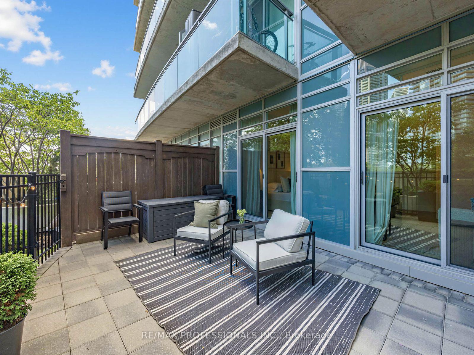 Photo 18 of Unit 402, 155 Legion Road N, Etobicoke, Mimico — HOMEH