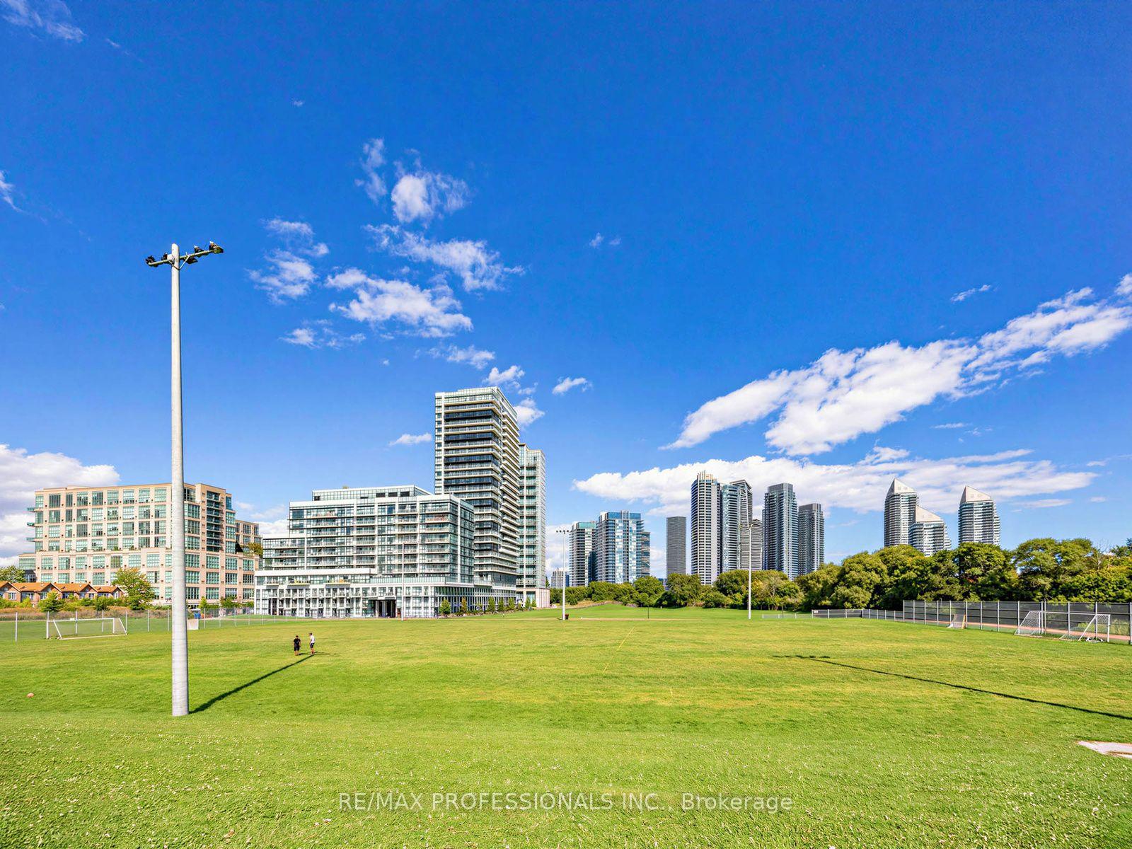 Photo 29 of Unit 402, 155 Legion Road N, Etobicoke, Mimico — HOMEH