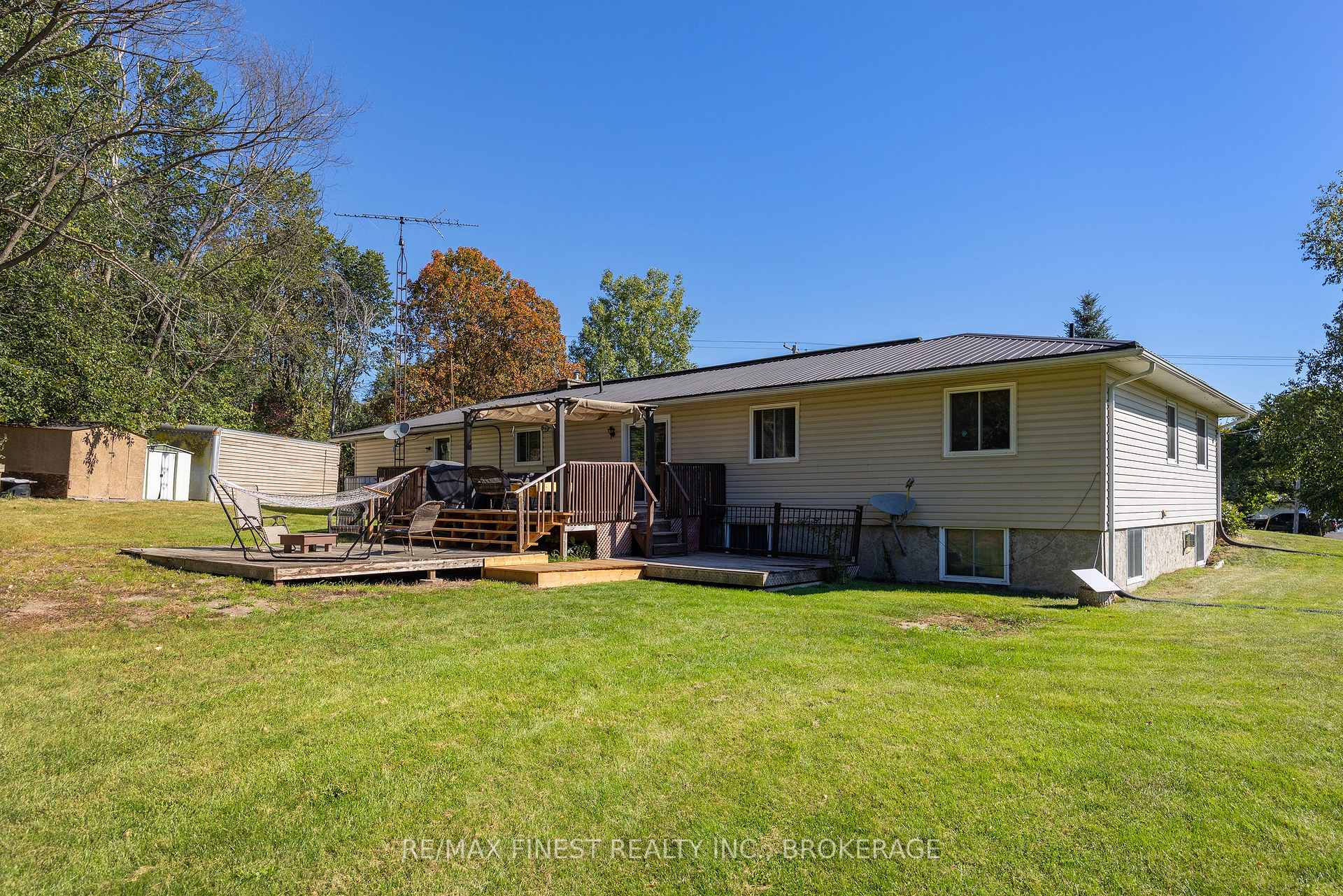 Photo 33 of 2243 Deseronto Road, Tyendinaga, Tyendinaga Township — HOMEH