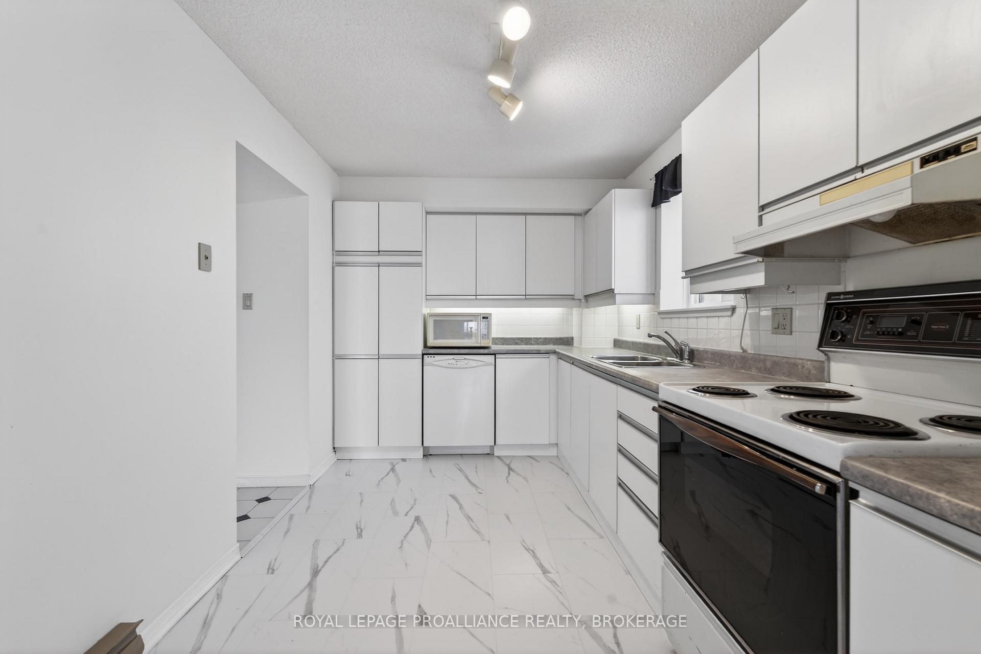 Photo 15 of Unit 1006, 257 Bath Road, Kingston, Central City West — HOMEH