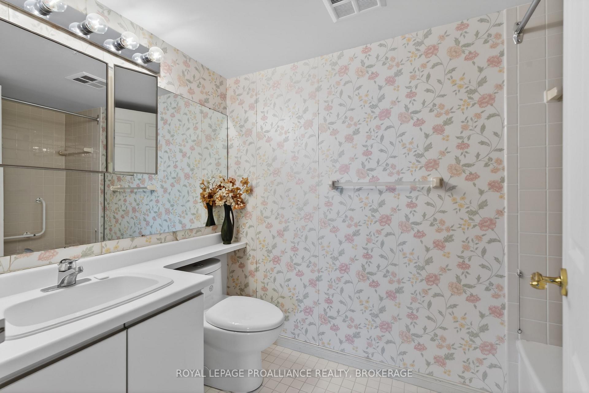 Photo 26 of Unit 1006, 257 Bath Road, Kingston, Central City West — HOMEH
