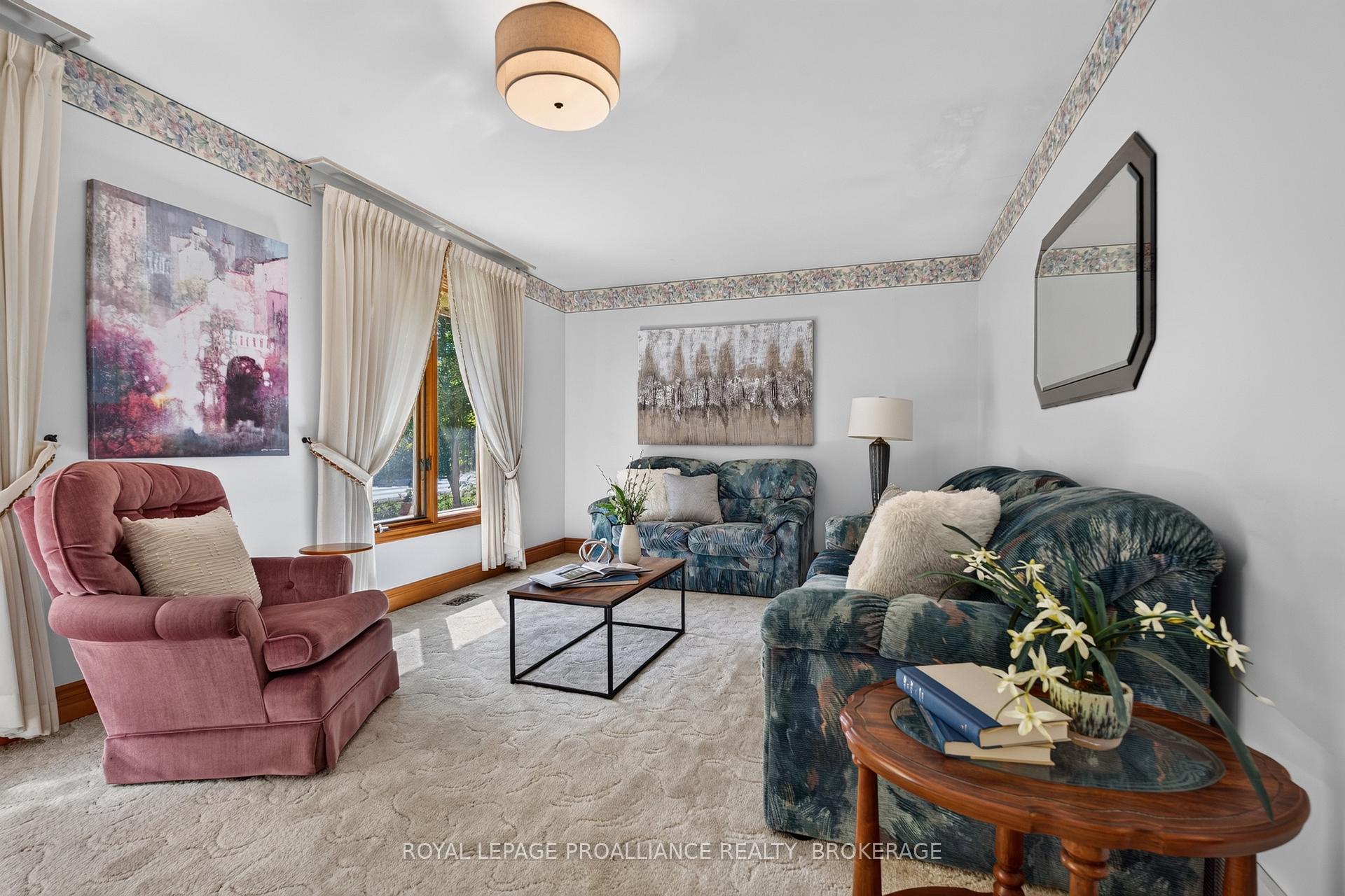 Photo 5 of 4454 Bellrock Road, Frontenac, Frontenac South — HOMEH