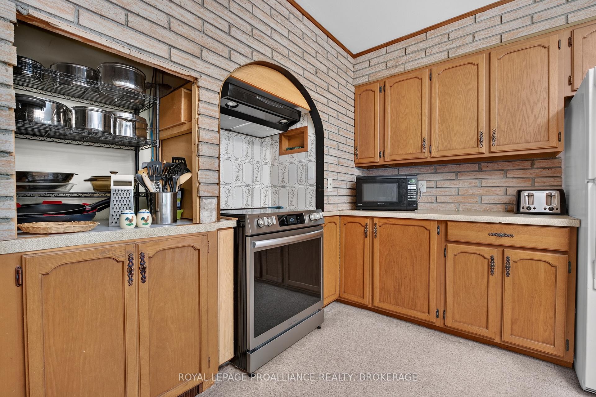 Photo 12 of 4454 Bellrock Road, Frontenac, Frontenac South — HOMEH