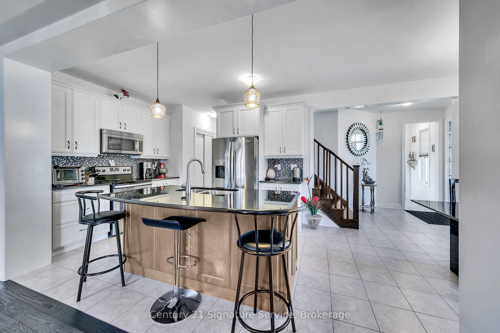 Photo 10 of 1369 Leger Way, Milton, Ford — HOMEH