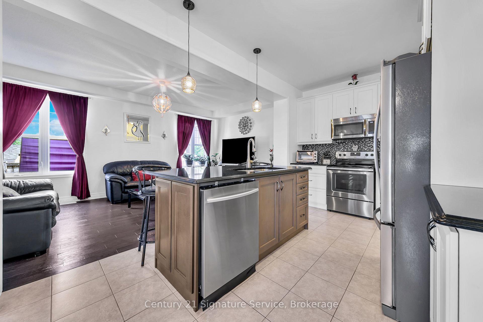 Photo 11 of 1369 Leger Way, Milton, Ford — HOMEH
