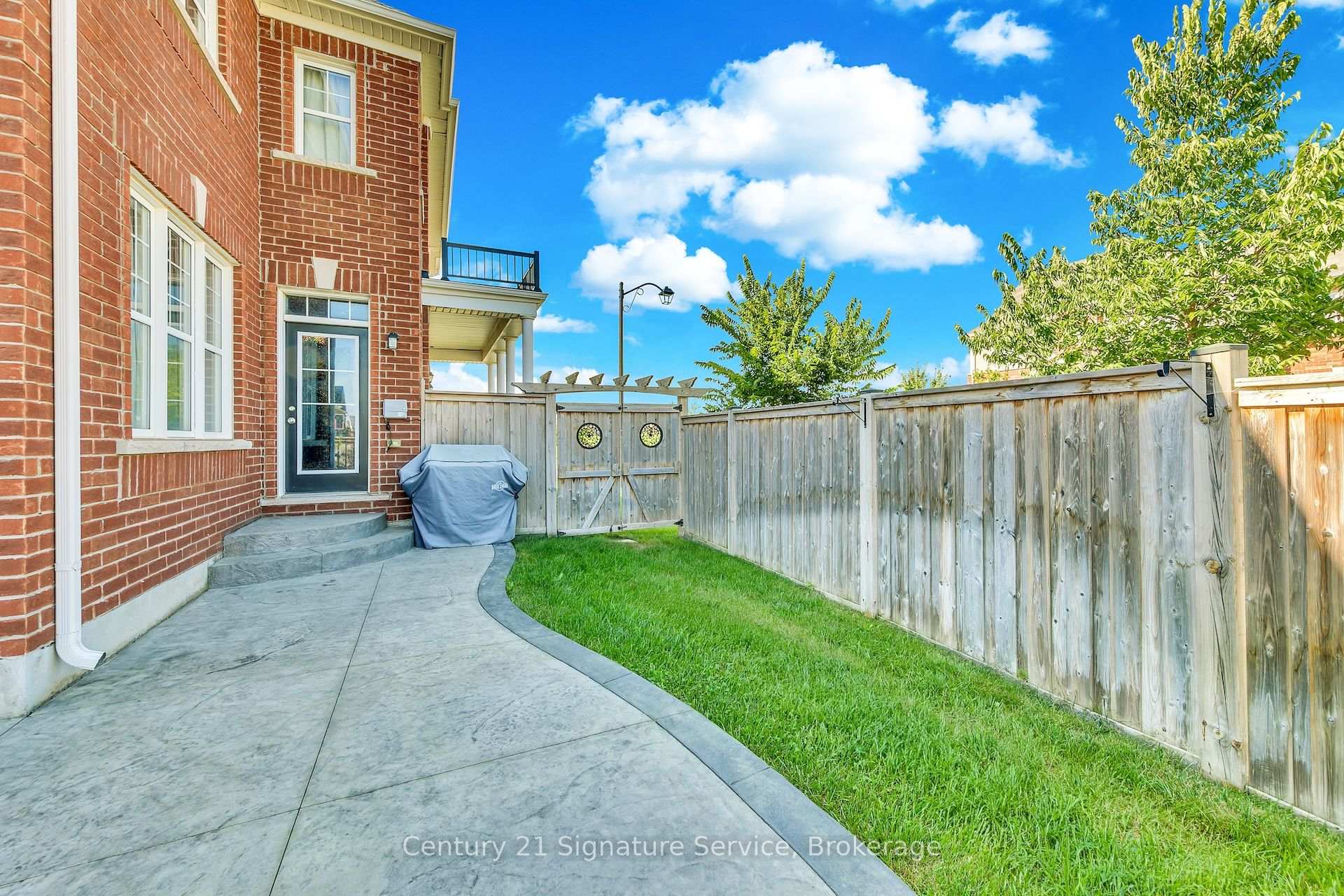 Photo 36 of 1369 Leger Way, Milton, Ford — HOMEH