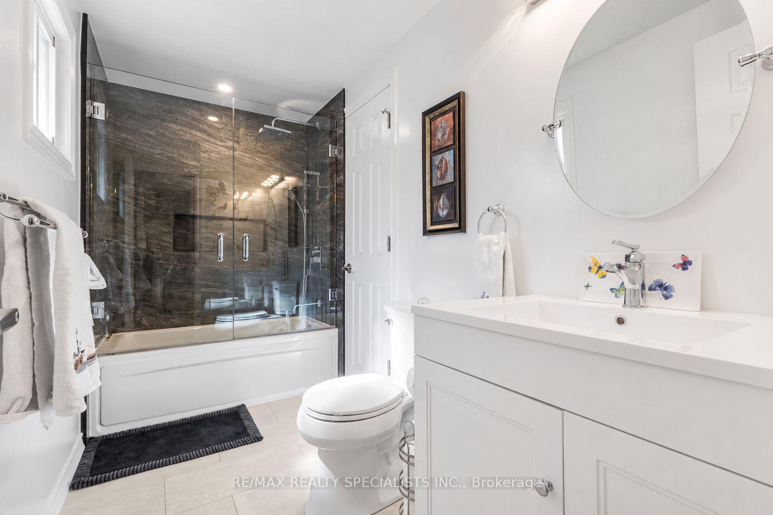 Photo 21 of 6454 Colebrook Crescent, Mississauga, Meadowvale — HOMEH