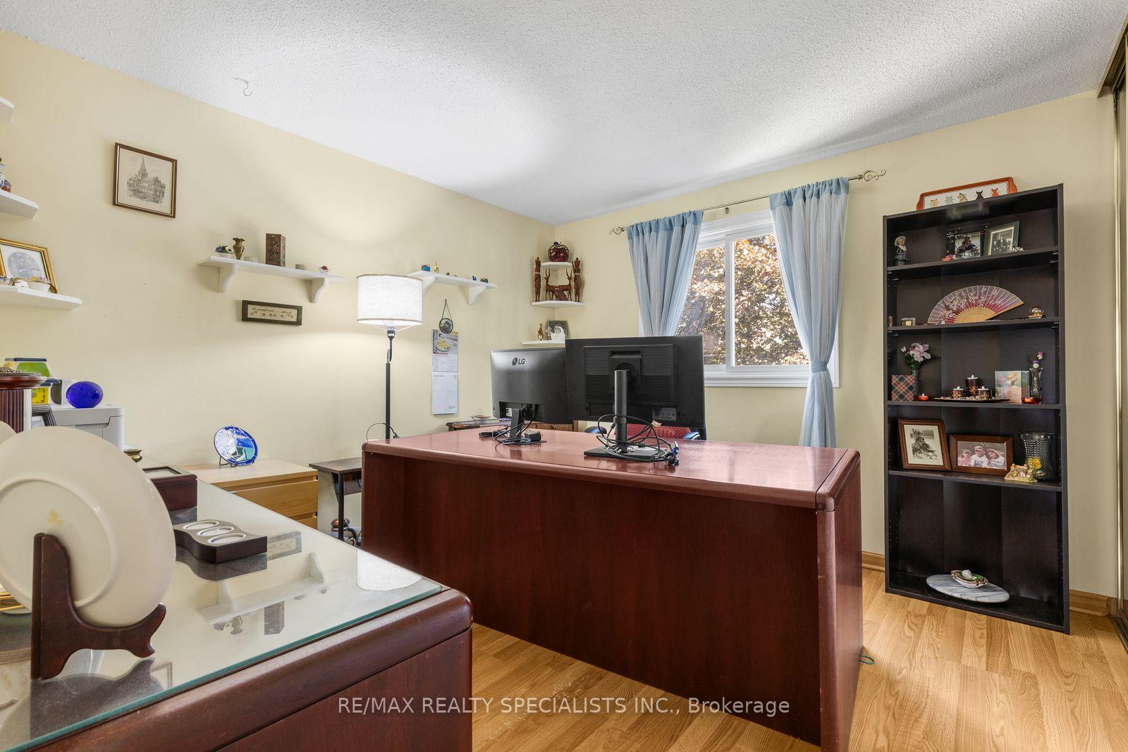 Photo 25 of 6454 Colebrook Crescent, Mississauga, Meadowvale — HOMEH