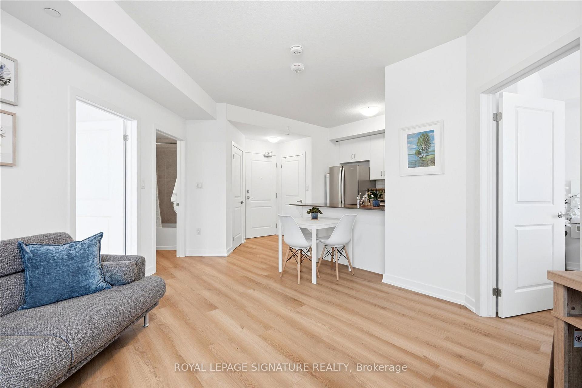 Photo 12 of Unit 232, 10 Mallard Trail, Hamilton, Waterdown — HOMEH