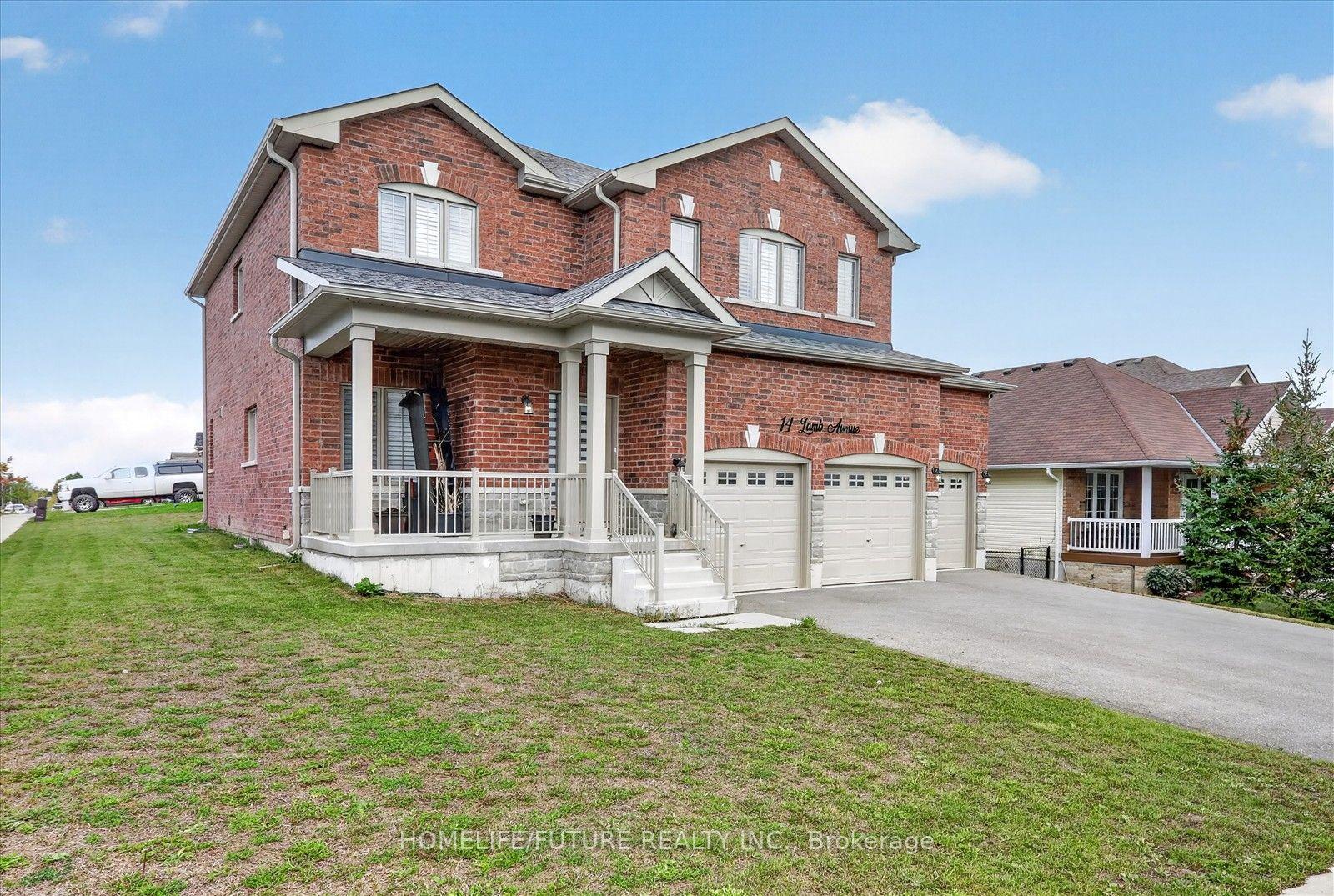 Photo 3 of 14 Lamb Avenue, Kawartha Lakes, Lindsay — HOMEH