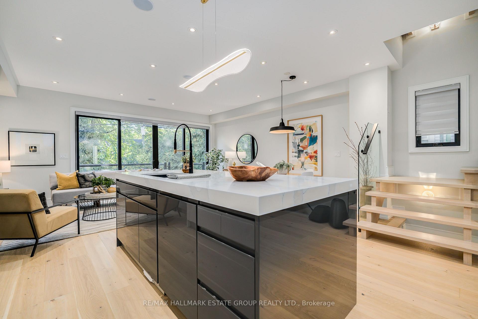 Photo 10 of 70 Bellefair Avenue, Toronto, The Beaches — HOMEH